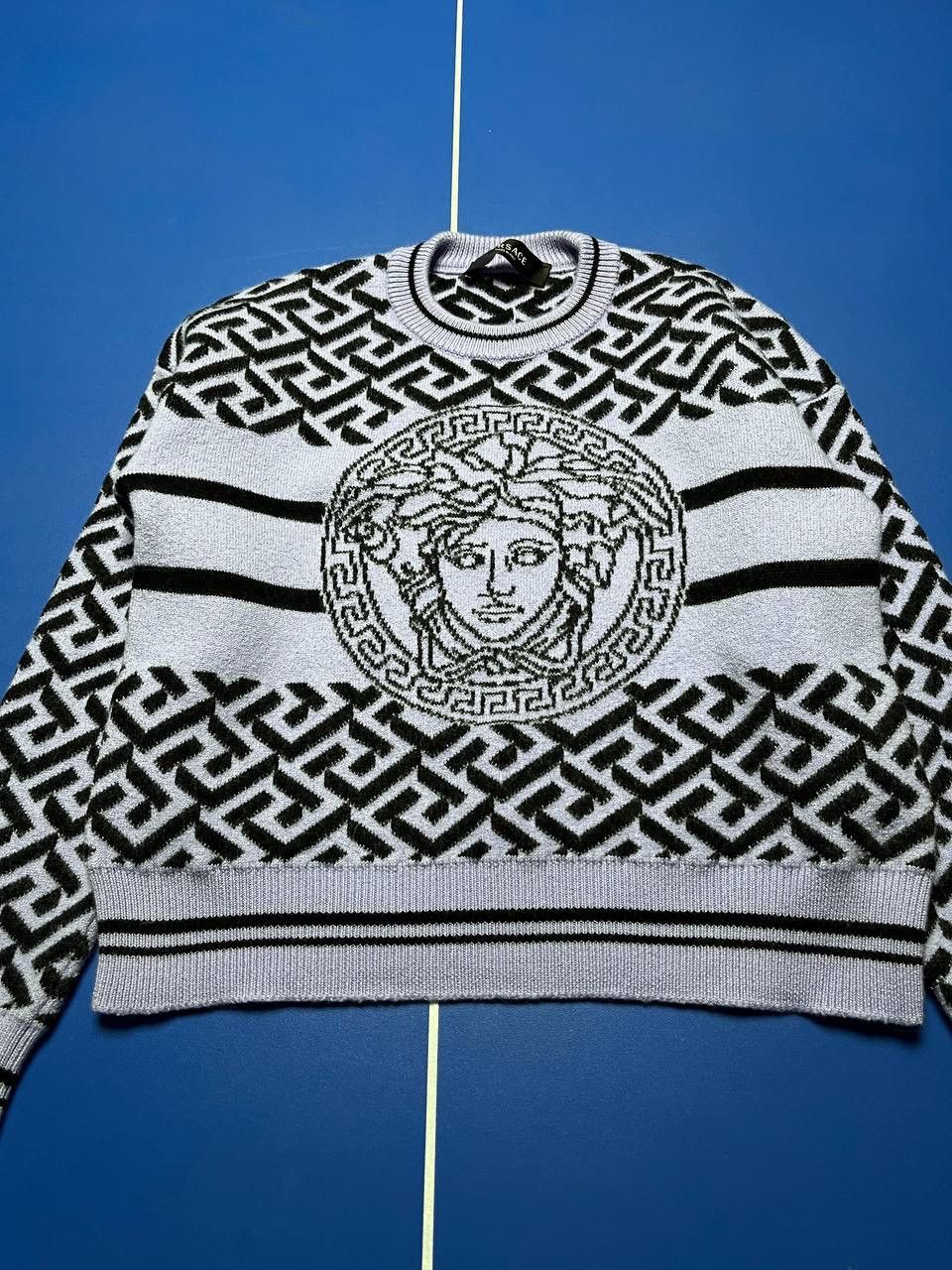 Versace Versace La Greca Medusa Knit Sweater Women’s Made in Italy Size S / US 4 / IT 40 - 2 Thumbnail