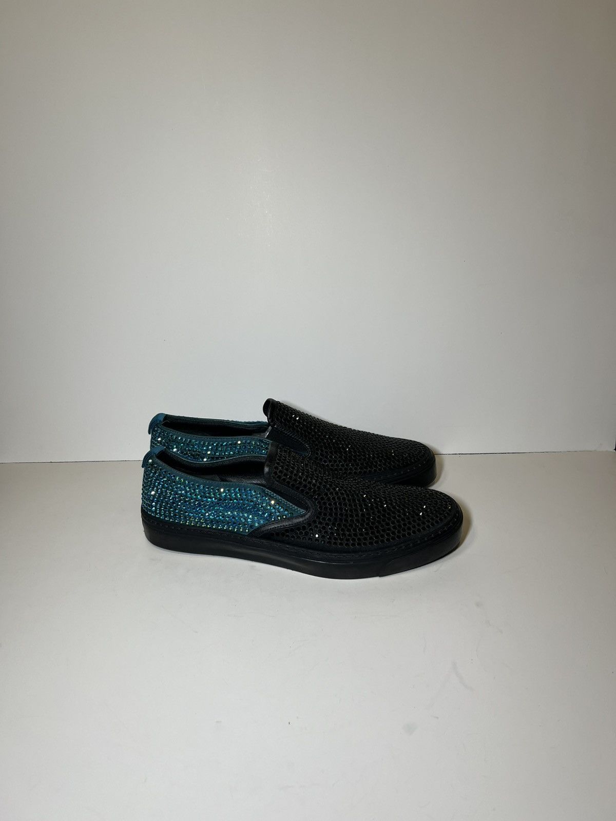 Gucci Gucci satin crystal slip on black/teal sneaker shoes Size US 9 / EU 42 - 3 Thumbnail