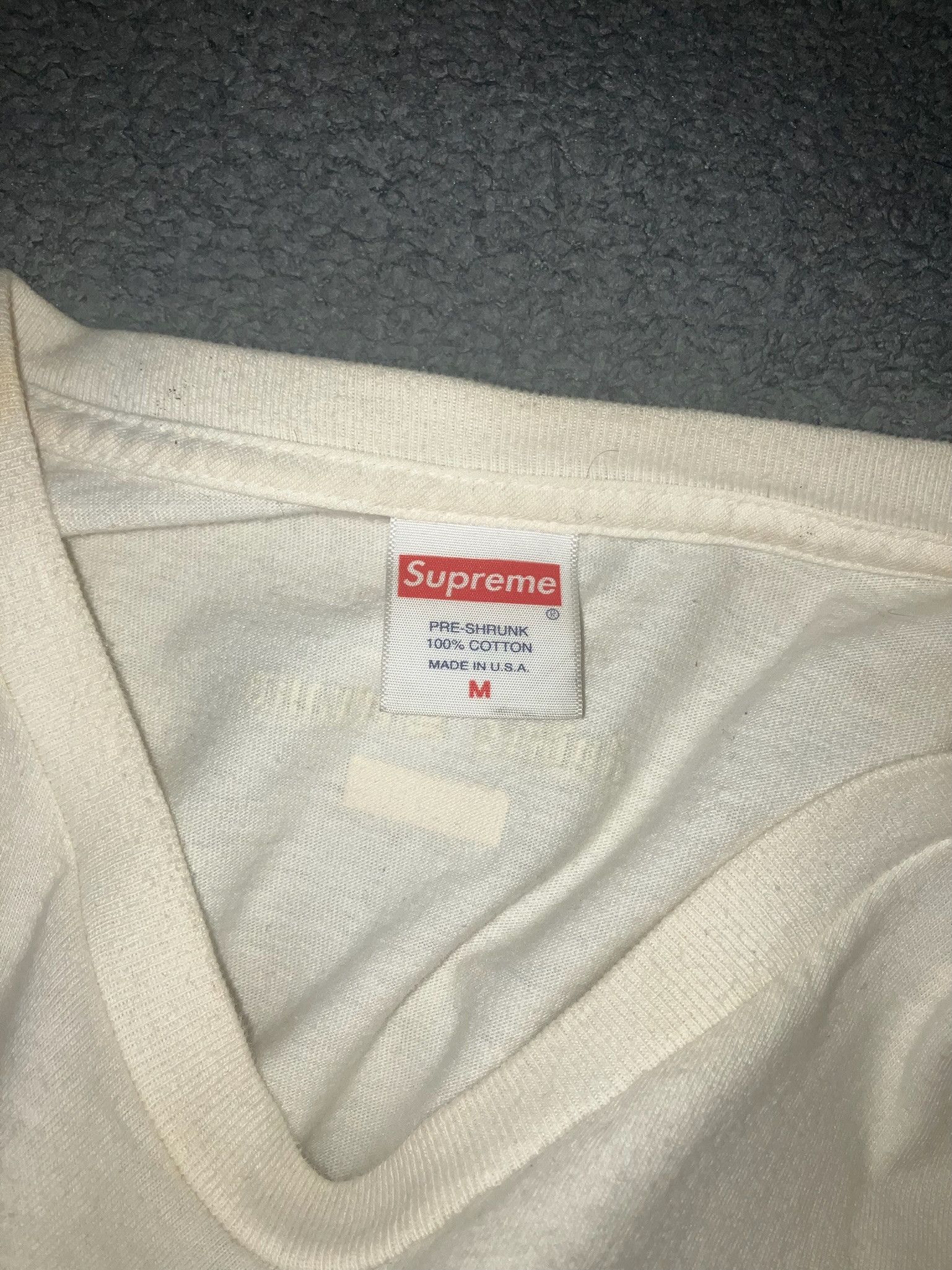 Supreme Andres Serrano Piss Christ Tee Size US M / EU 48-50 / 2 - 3 Thumbnail