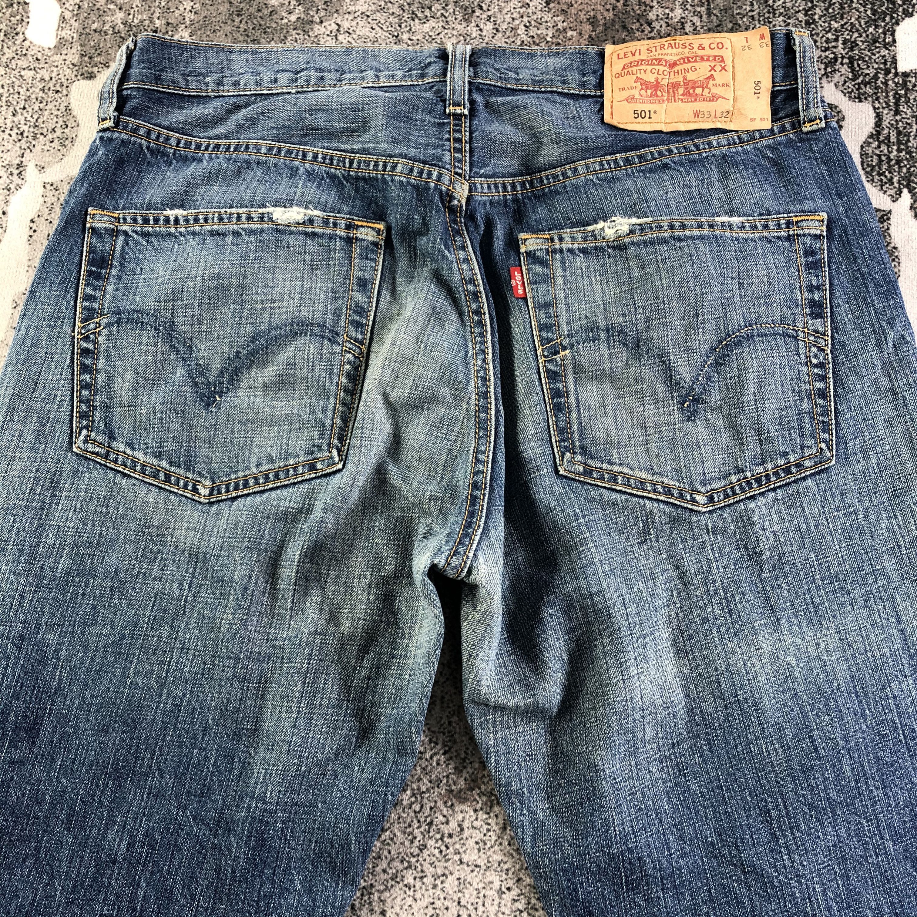 Levi's Vintage Levis 501 Jeans Blue Ripped Denim KJ2575 Size US 33 - 4 Thumbnail