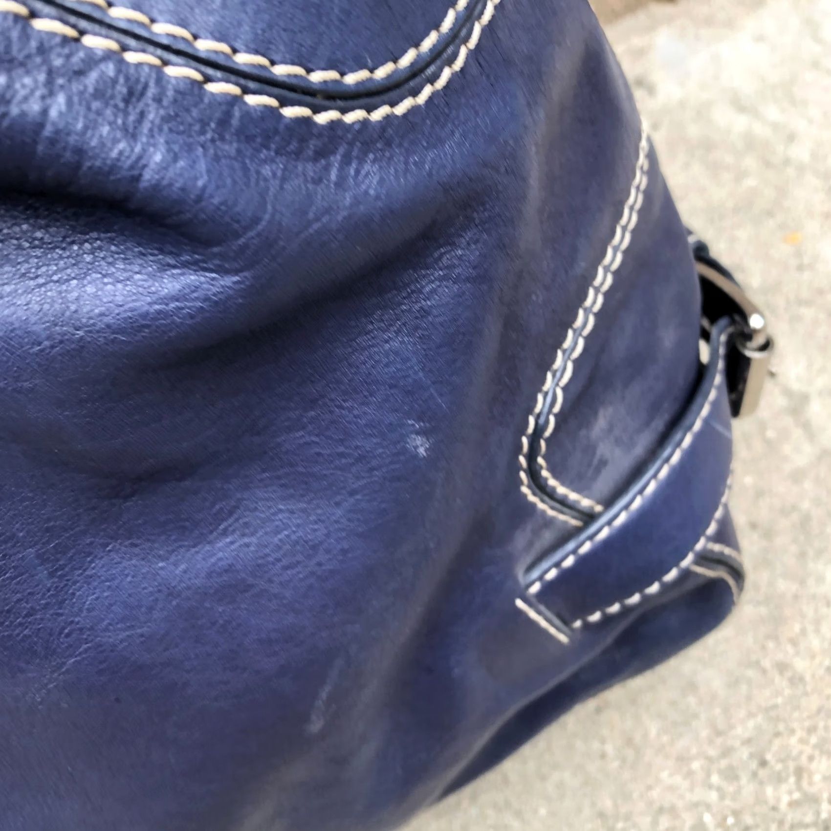 Michael Kors VINTAGE Michael Kors Shoulder Bag Women's Leather Blue Purse Medium 14x11x5 Designer Size ONE SIZE - 4 Thumbnail
