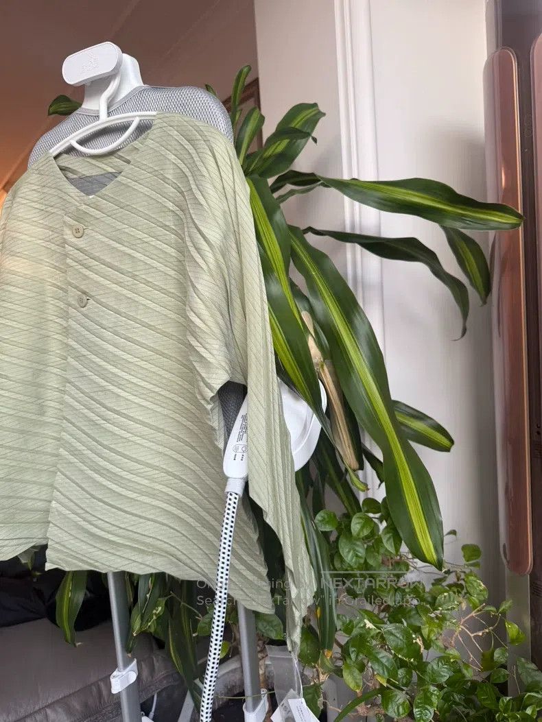 Issey Miyake Issey Miyake Green Origami Coat Size M / US 6-8 / IT 42-44 - 2 Thumbnail