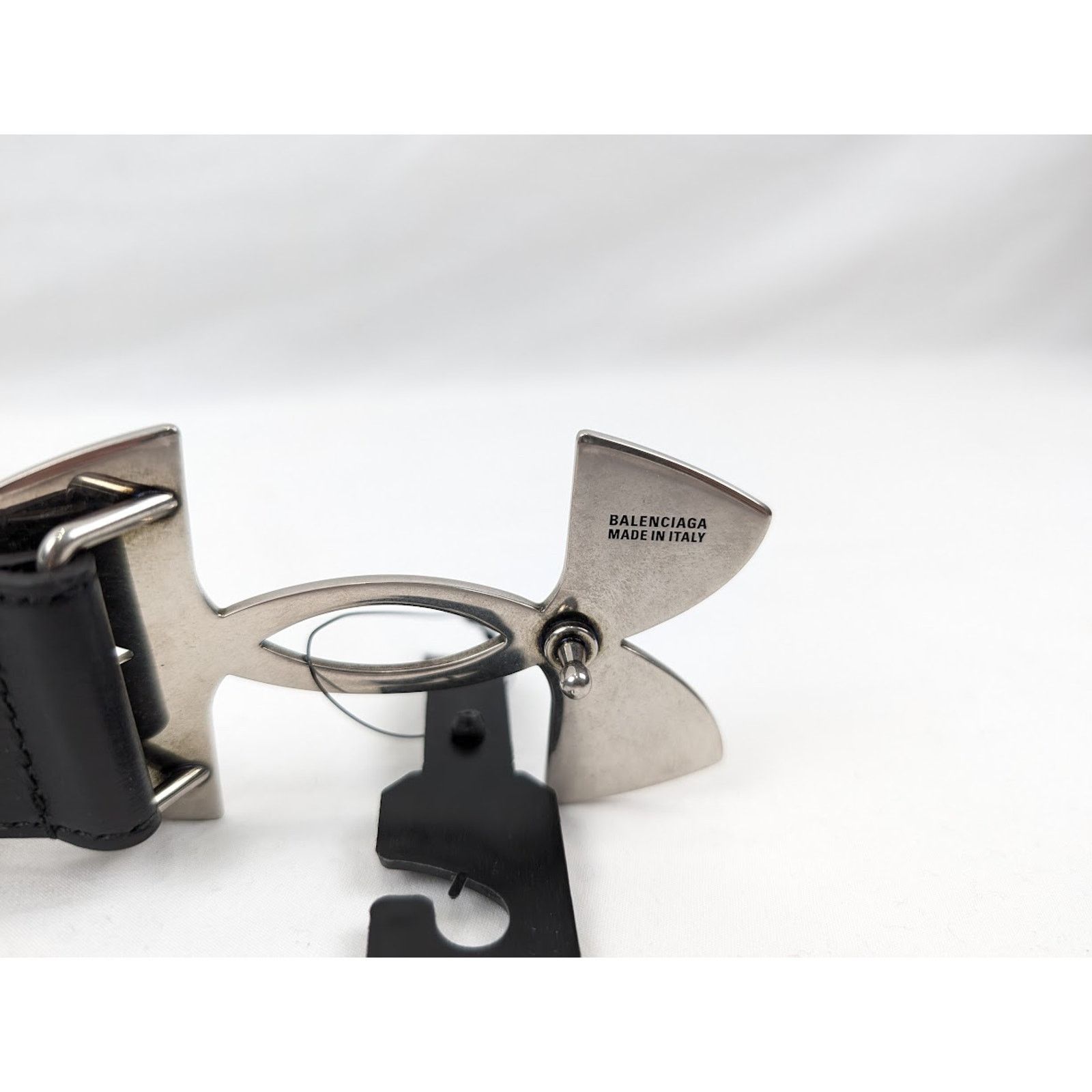 Balenciaga × Under Armour o1rshd1 Size: 80 CM / Calf Plutone Belt in Black Size 32 - 6 Thumbnail