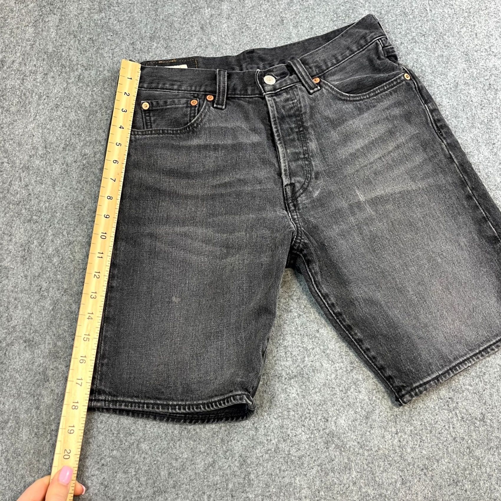 Levi's Levi's 501 Mens Bermuda Shorts Denim Grey Wash W29 Stretch Premium Big E Regular Waist 5-Pocket Mens From Egypt Size US 29 - 3 Thumbnail