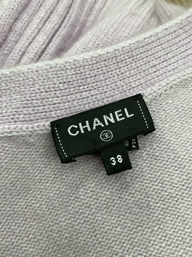 Chanel Chanel Pink and purple V-neck cashmere dress Size XS / US 0-2 / IT 36-38 - 4 Thumbnail