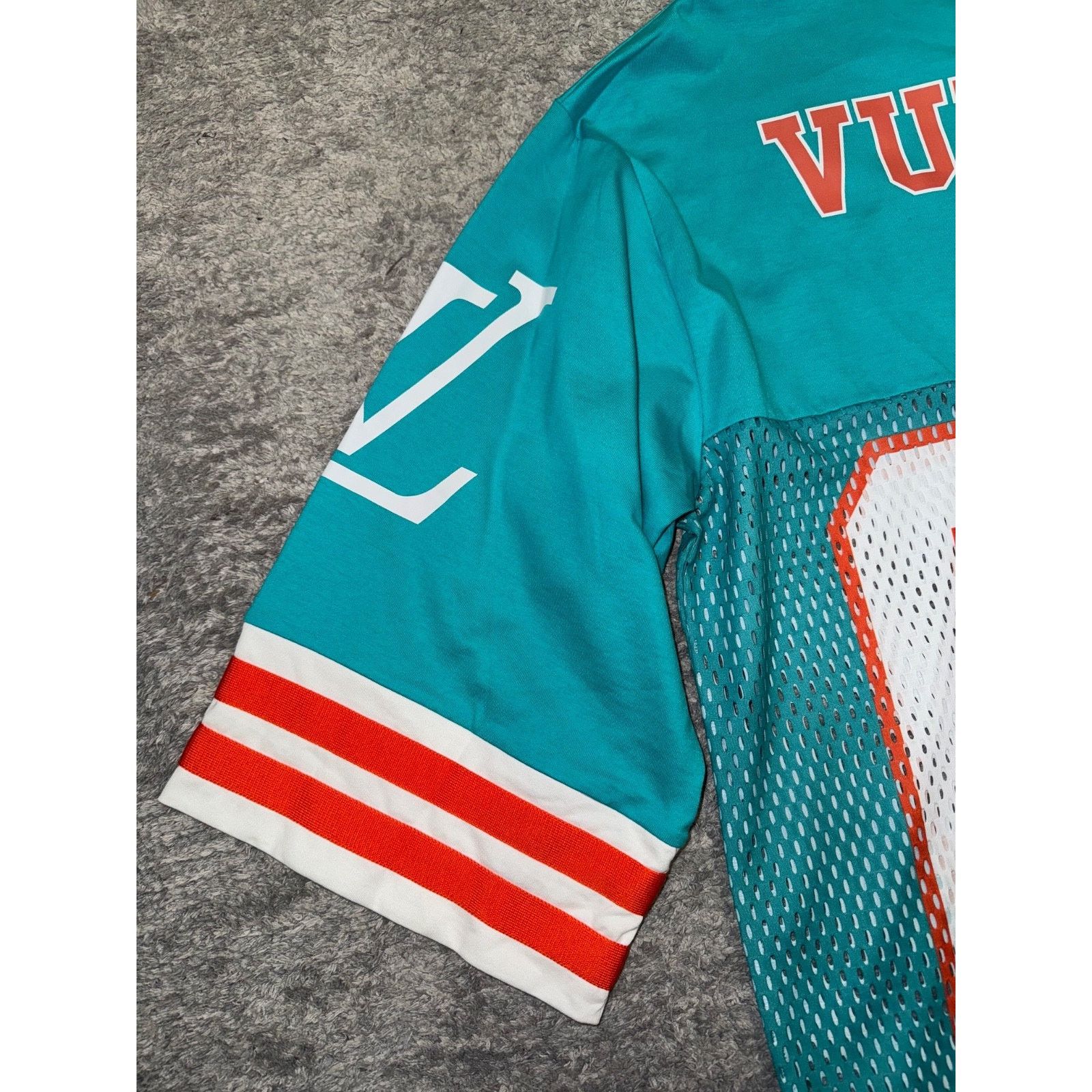 Louis Vuitton Louis Vuitton SS22 Hockey Jersey Tee Menthe T-Shirt Large L Size US L / EU 52-54 / 3 - 14 Thumbnail