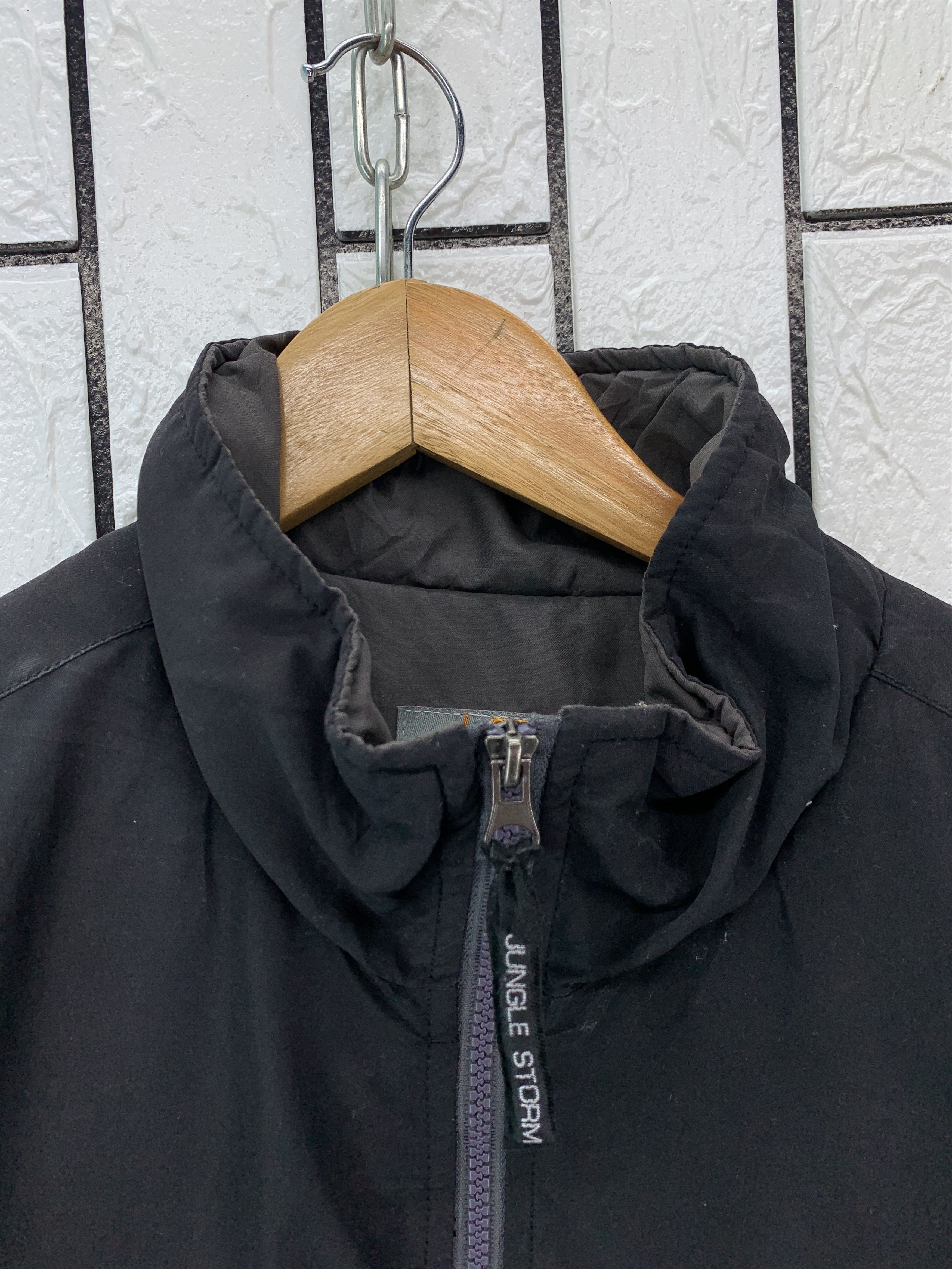 Japanese Brand Vintage Jungle Storm Size US M / EU 48-50 / 2 - 5 Thumbnail