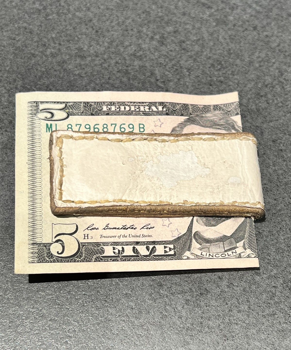 Other Avant-garde handcrafted leather money clip.🔖 Size ONE SIZE - 3 Thumbnail