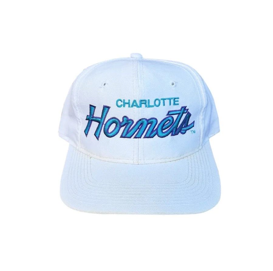Vintage Sports Specialties Charlotte Hornets White Hat