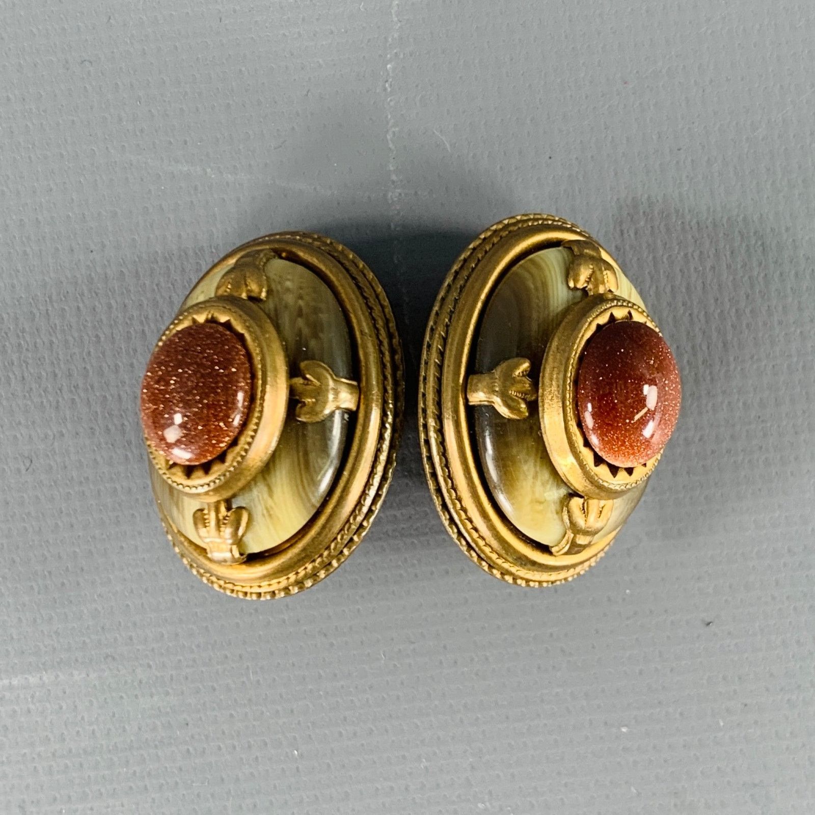 Vintage VINTAGE Gold Orange Metal Clip-On Earrings Size ONE SIZE - 1 Thumbnail