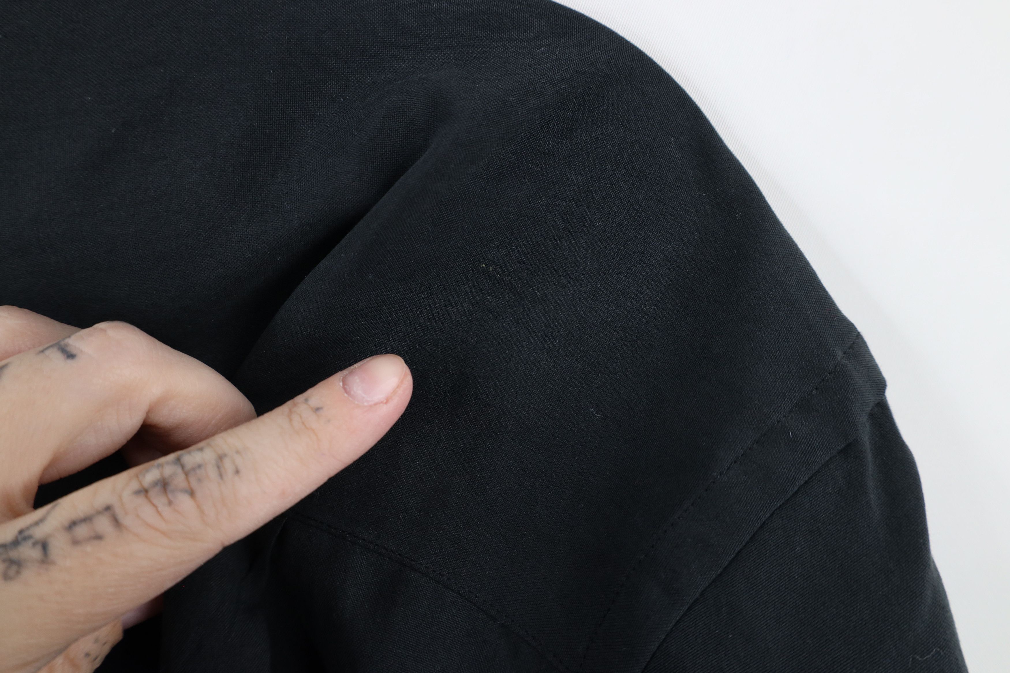 Vintage Vintage 90s Streetwear Silk Short Sleeve Button Shirt Black Size US M / EU 48-50 / 2 - 6 Thumbnail