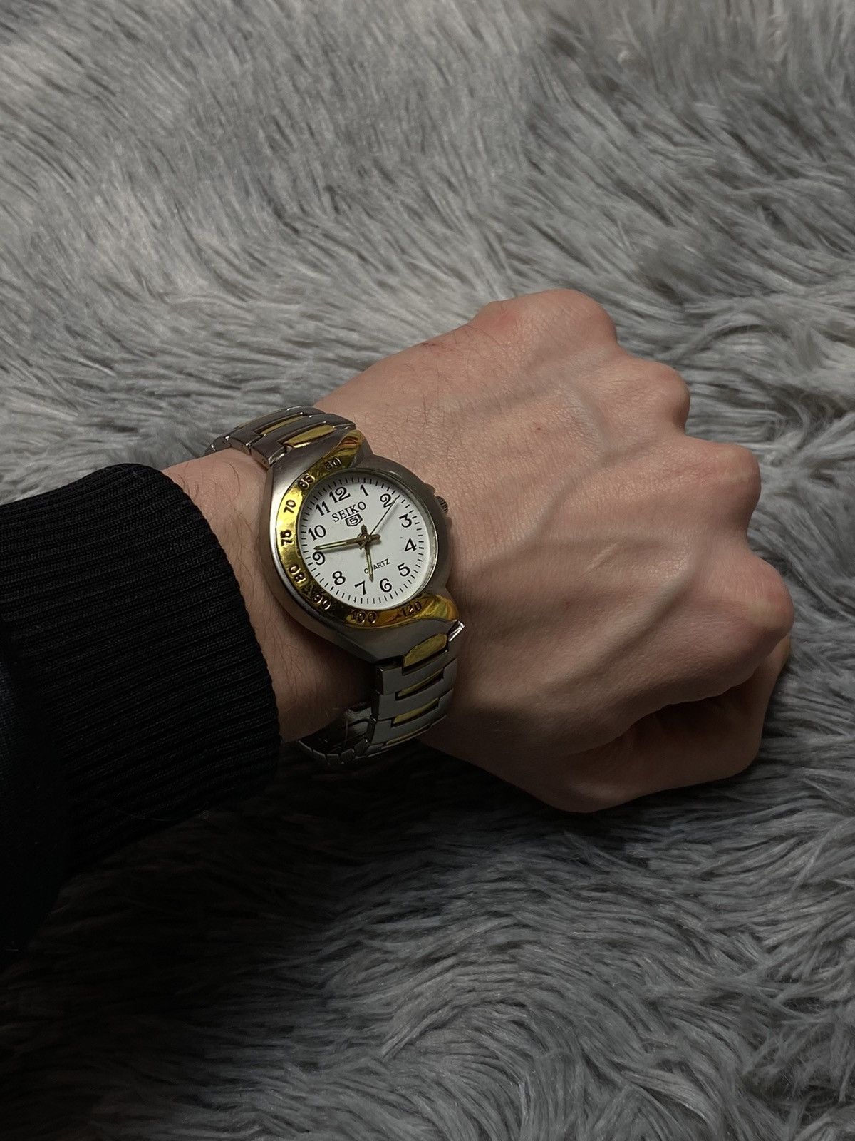Jewelry Futuristic Quartz Watch with Gold Accents - Japanese Brand Size ONE SIZE - 7 Thumbnail