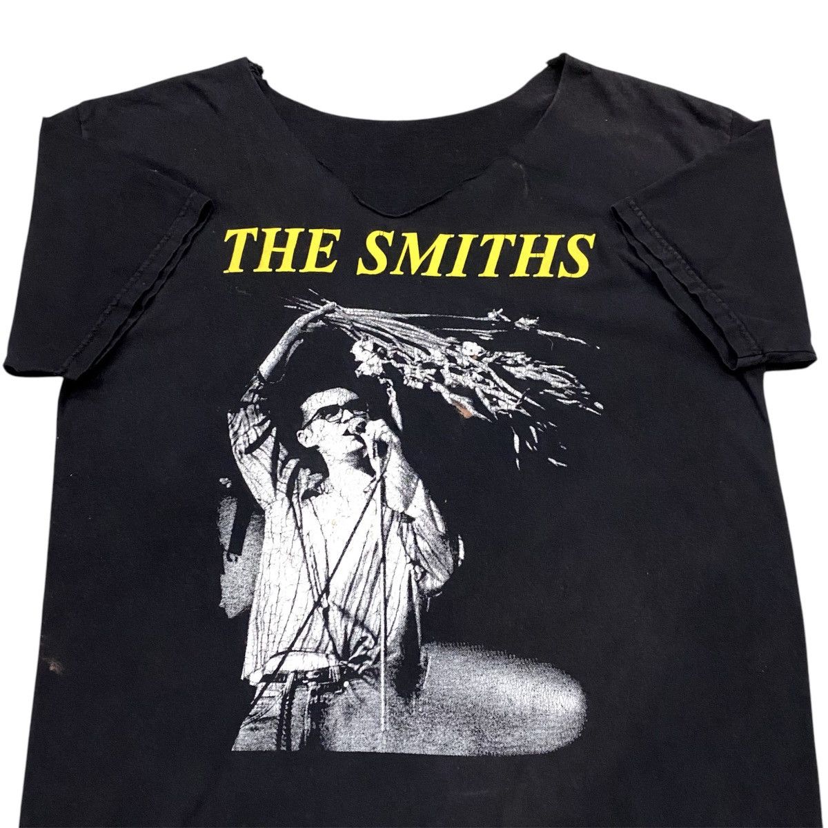 Band Tees The Smiths Rock Band Distressed Tshirt Size US L / EU 52-54 / 3 - 2 Thumbnail
