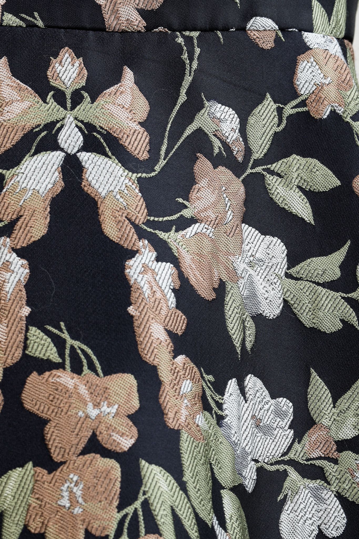 Monique Lhuillier ML Monique Lhuillier Midnight Floral Jacquard Maxi Dress Size XL / US 12-14 / IT 48-50 - 7 Thumbnail