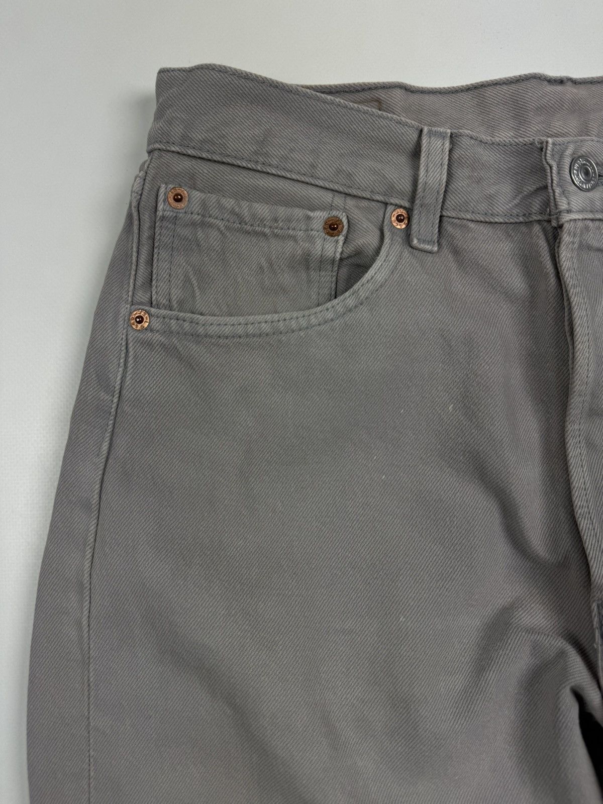 Levi's 1990’s Vintage Faded Levi’s 501 Made in USA Size 32/30 Size US 32 / EU 48 - 8 Thumbnail