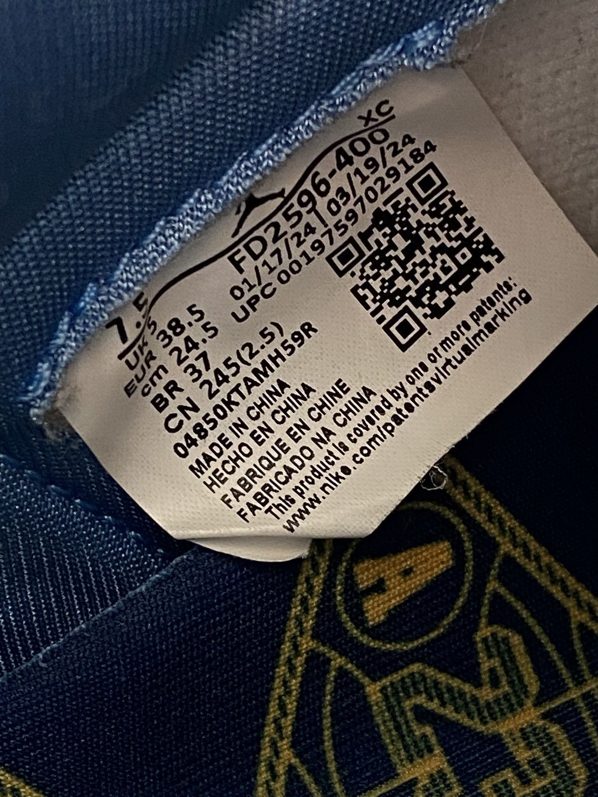 Jordan Brand × Nike Jordan 1 UNC Size US 6 / EU 39 - 6 Thumbnail