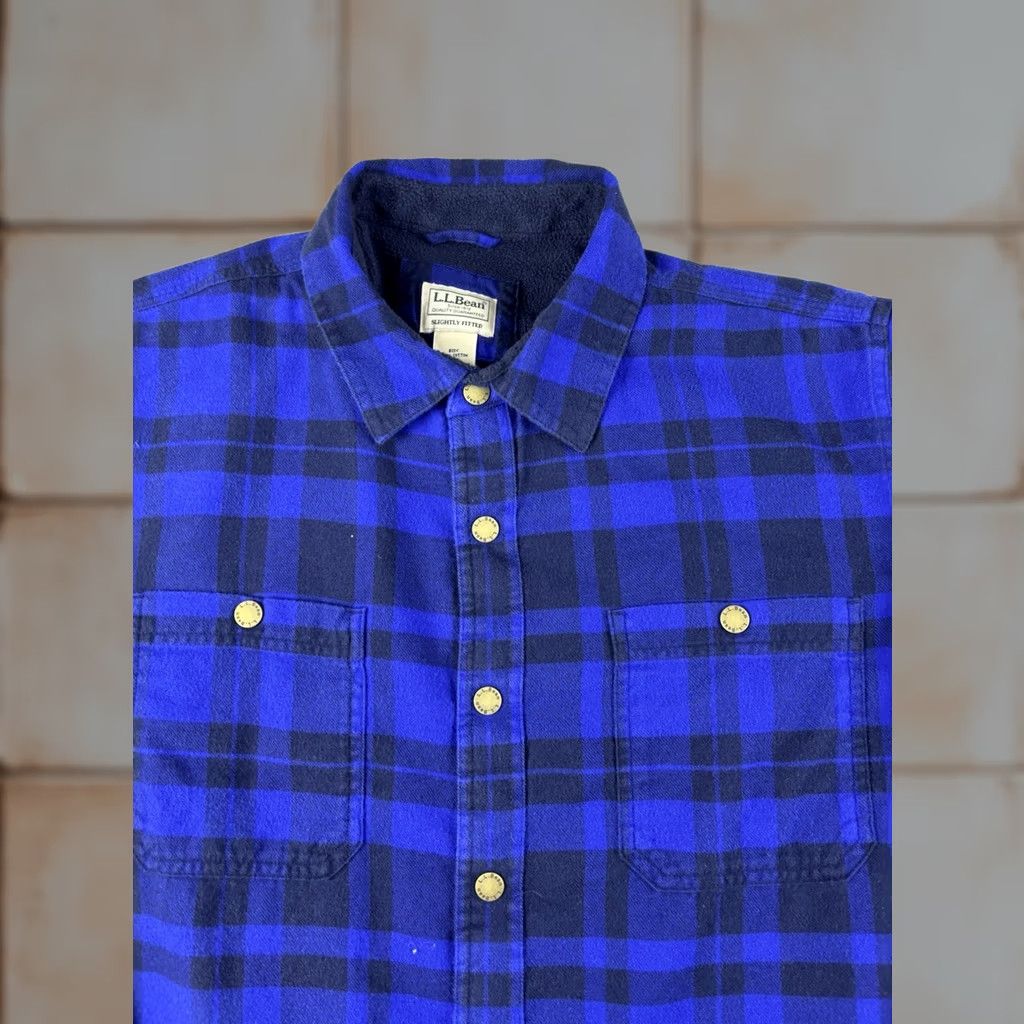 Vintage LL Bean Shirt Men L Blue Black Plaid Fleece Lined Heavyweight Button-Up Long Sleeve Size US L / EU 52-54 / 3 - 1 Thumbnail
