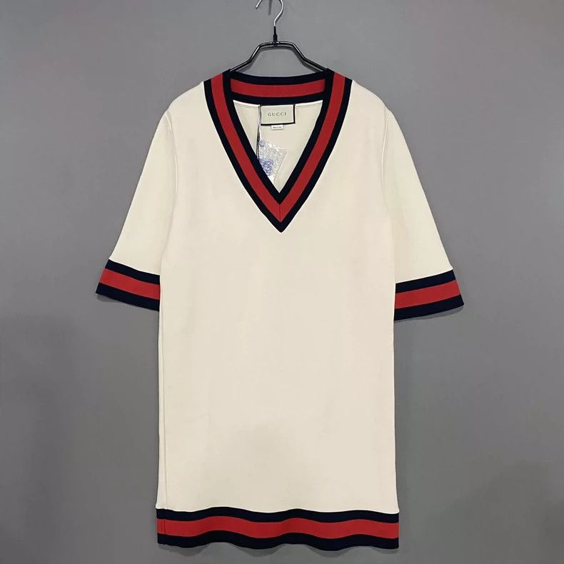 Gucci Gucci Classic webbing V-neck dress 2503-Nextarrow Size L / US 10 / IT 46 - 1 Thumbnail