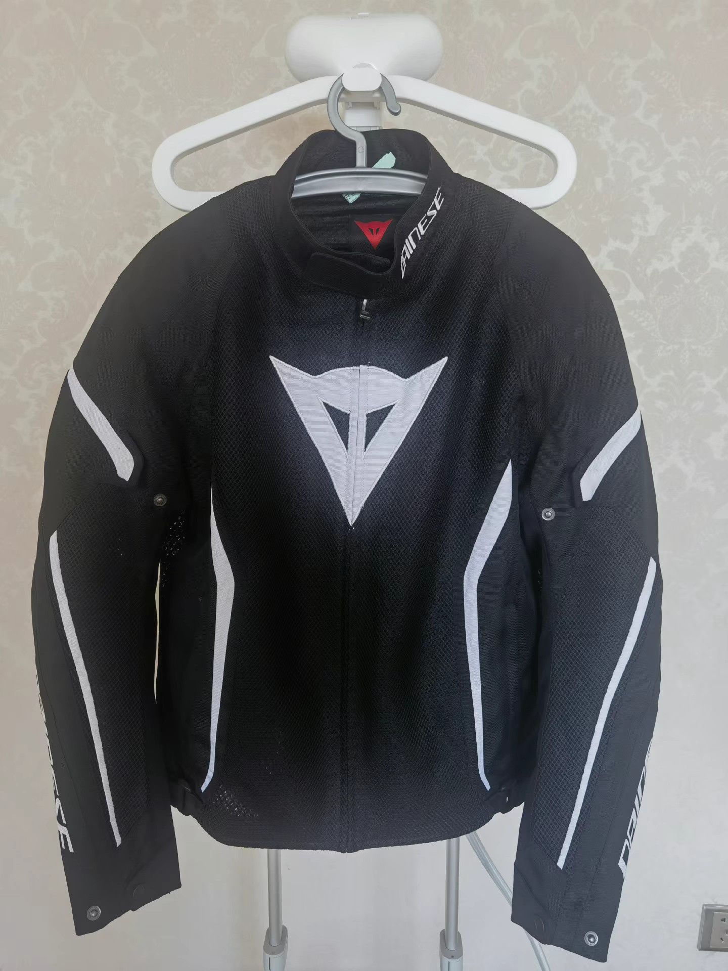 Dainese Dainese Summer Mesh Riding Jacket K17 Size US L / EU 52-54 / 3 - 1 Thumbnail