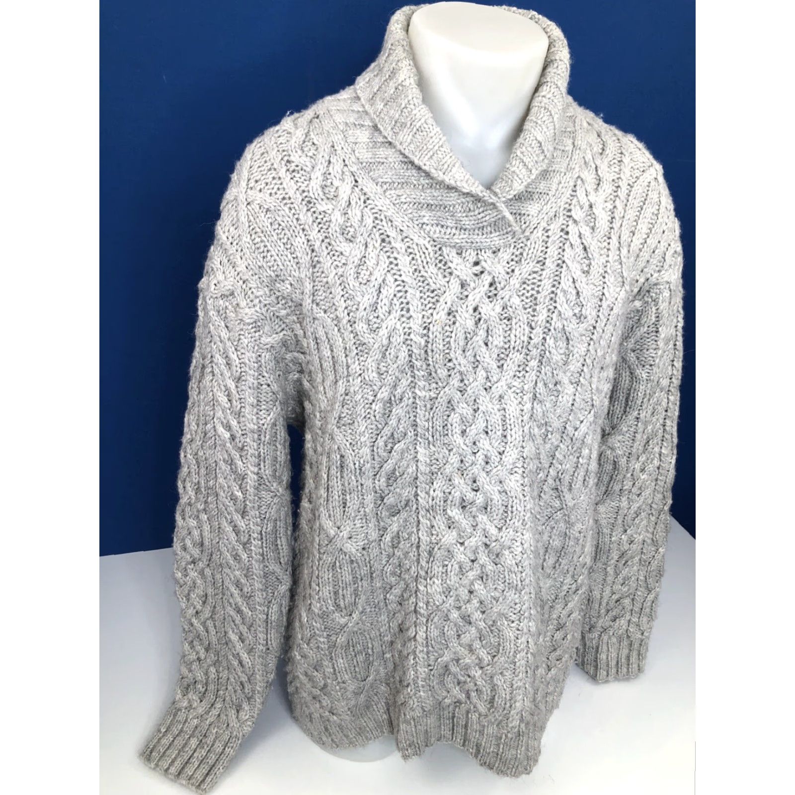Ralph Lauren LAUREN / RALPH LAUREN Hand Cable Knit ALPACA Fisherman Blend Lg. Shawl Sweater Shirt Pullover Gray Mens Size L Size US L / EU 52-54 / 3 - 4 Thumbnail
