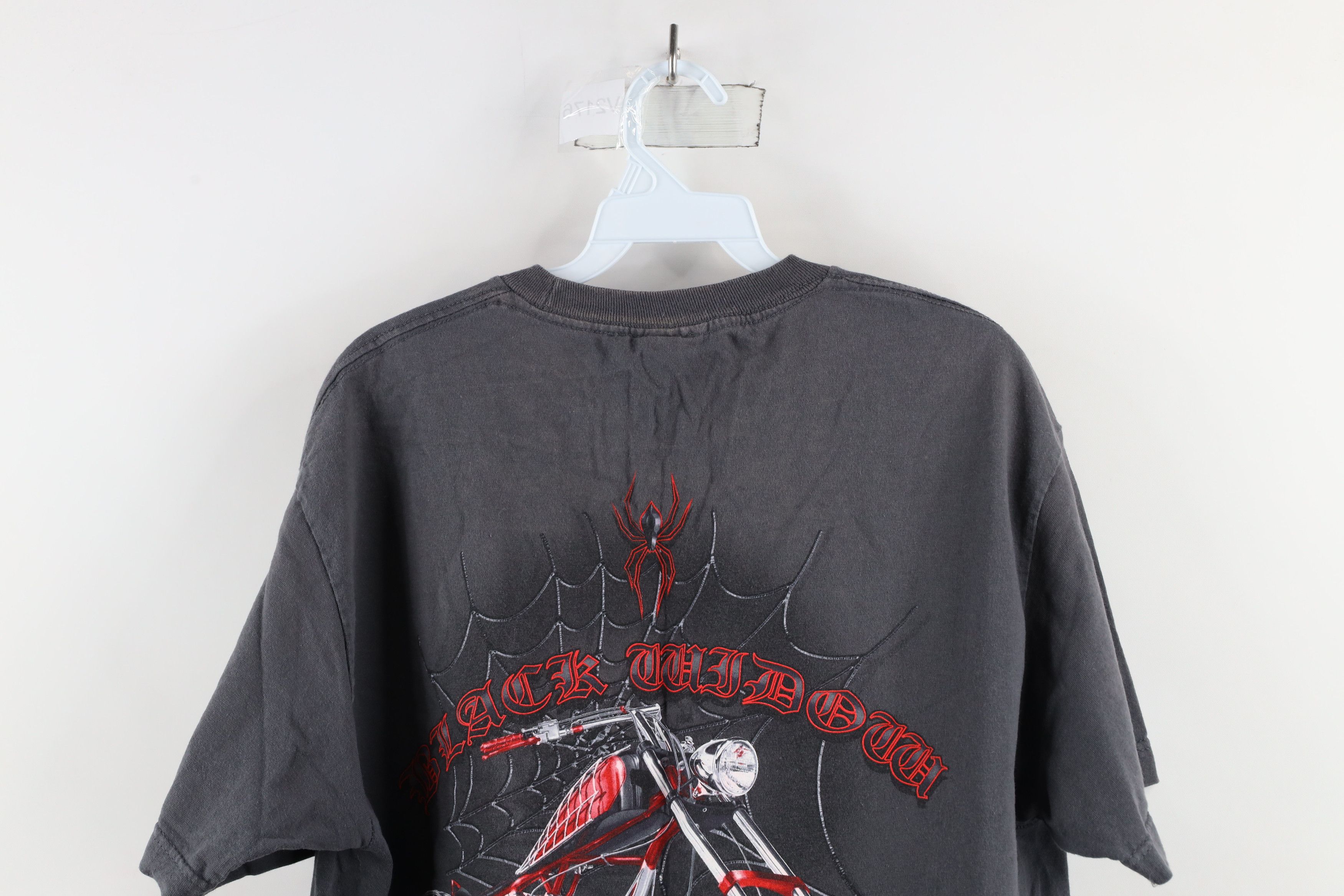 Vintage Vintage Y2K 2004 Chopper Black Widow Motorcycle T-Shirt Size US L / EU 52-54 / 3 - 10 Thumbnail