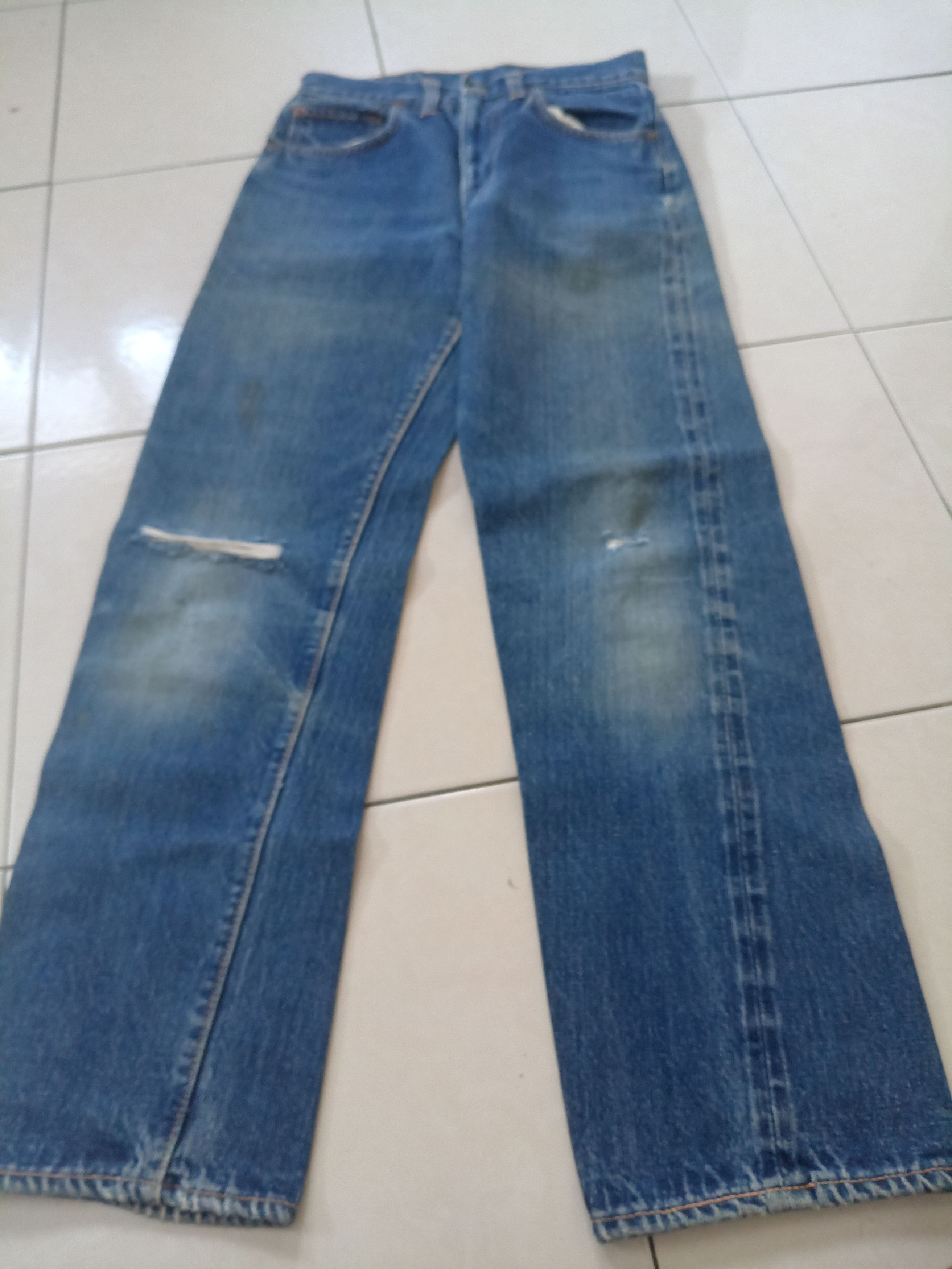 Levi's Vintage 70's levis 302 big E kids size 24 inc Size US 26 / EU 42 - 2 Thumbnail