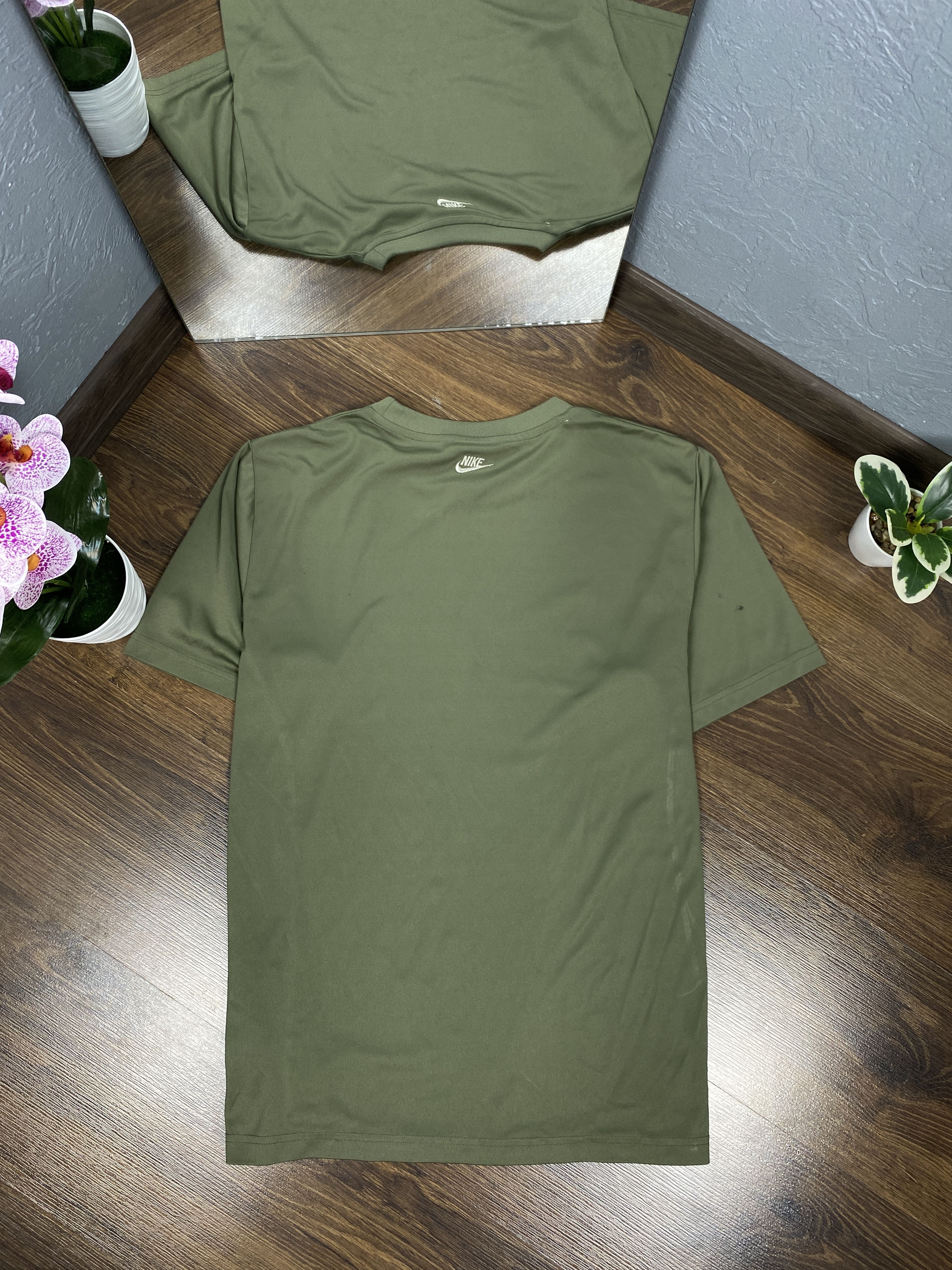 Nike Nike vintage mens big logo t-shirt y2k Size US M / EU 48-50 / 2 - 7 Thumbnail