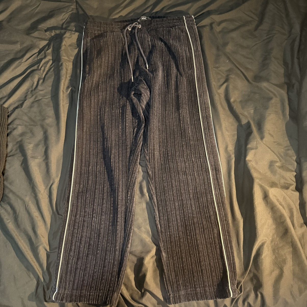 Kith Kith Velvet Corduroy Damon Track Pant 'Ink' Size US 30 / EU 46 - 3 Thumbnail