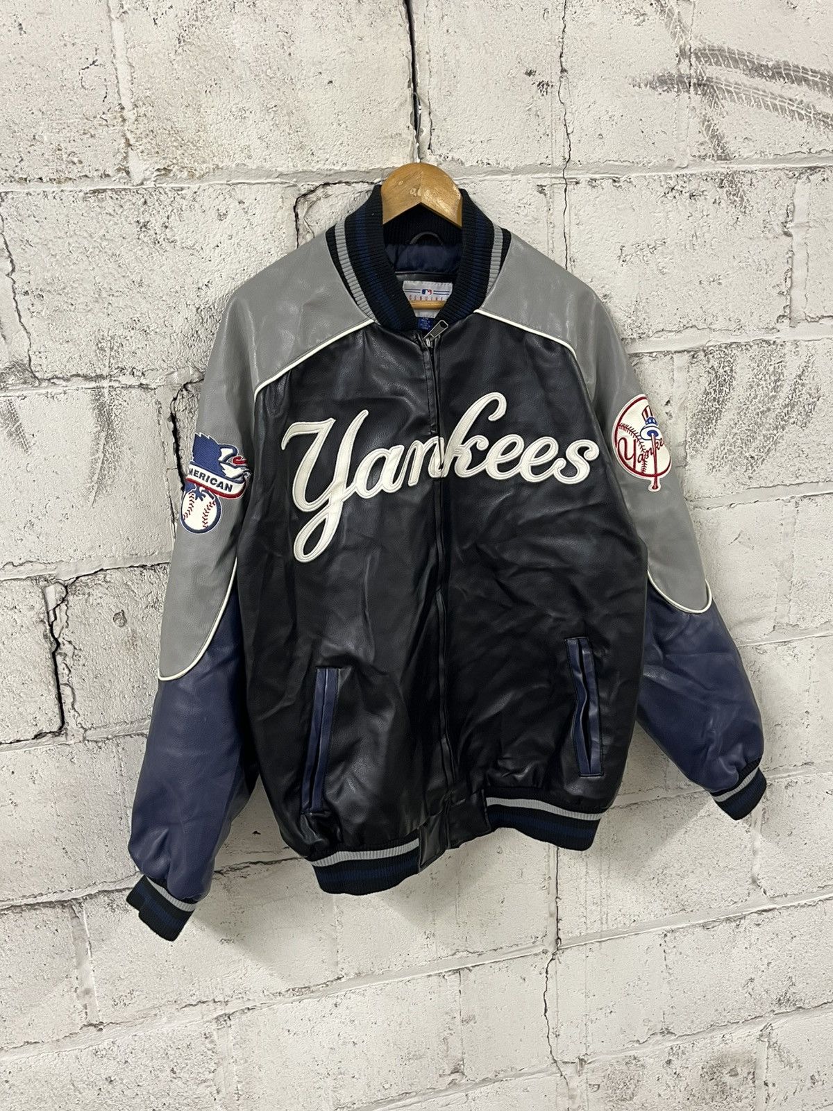 New York Yankees Vintage NY Yankees leather jacket 90s rare hype streetwear Size US L / EU 52-54 / 3 - 2 Thumbnail