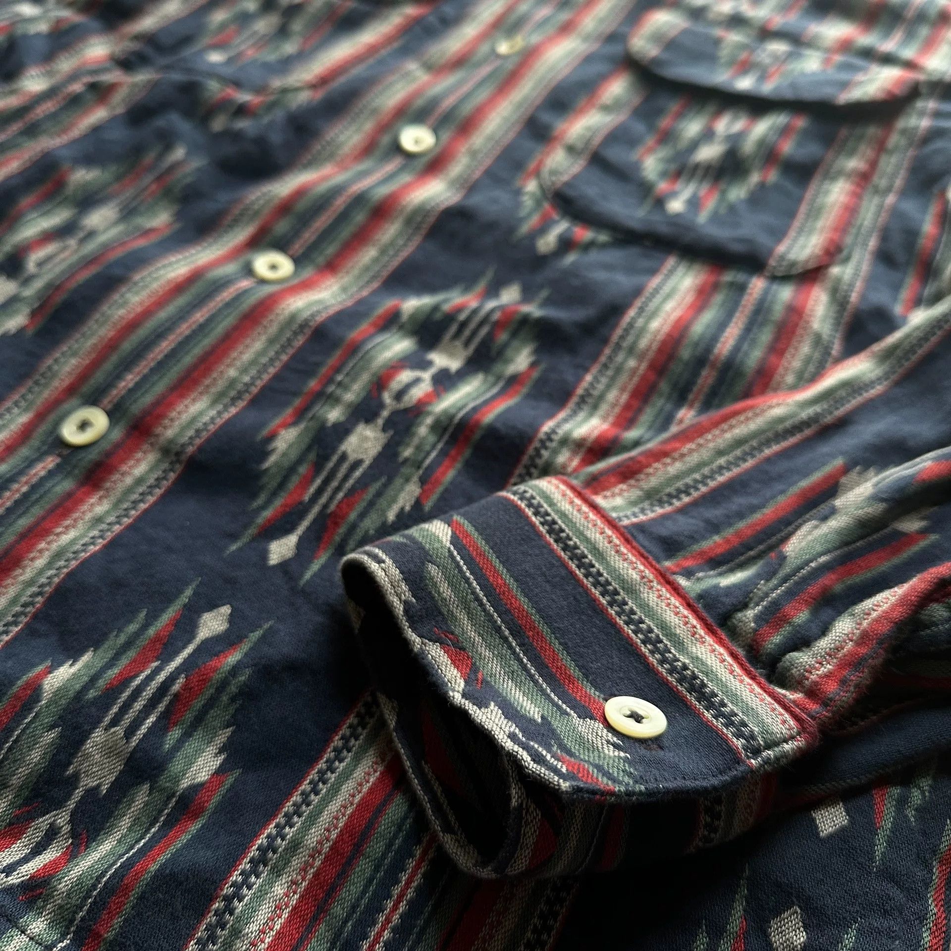 Jelado Jelado Vintage Long-Sleeve Shirt Size US M / EU 48-50 / 2 - 3 Thumbnail