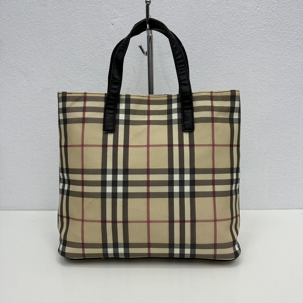 Burberry ‼️YES‼️ AUTHENTIC BURBERRY LONDON NOVA CHECK HAND TOTE BAG Size ONE SIZE - 4 Thumbnail