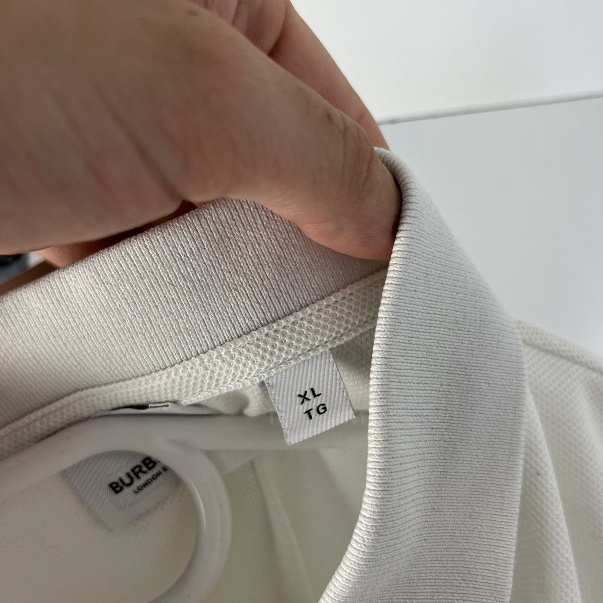 Burberry Burberry Mini Logo White Polo T-Shirt Old Money Style Size US XL / EU 56 / 4 - 5 Thumbnail
