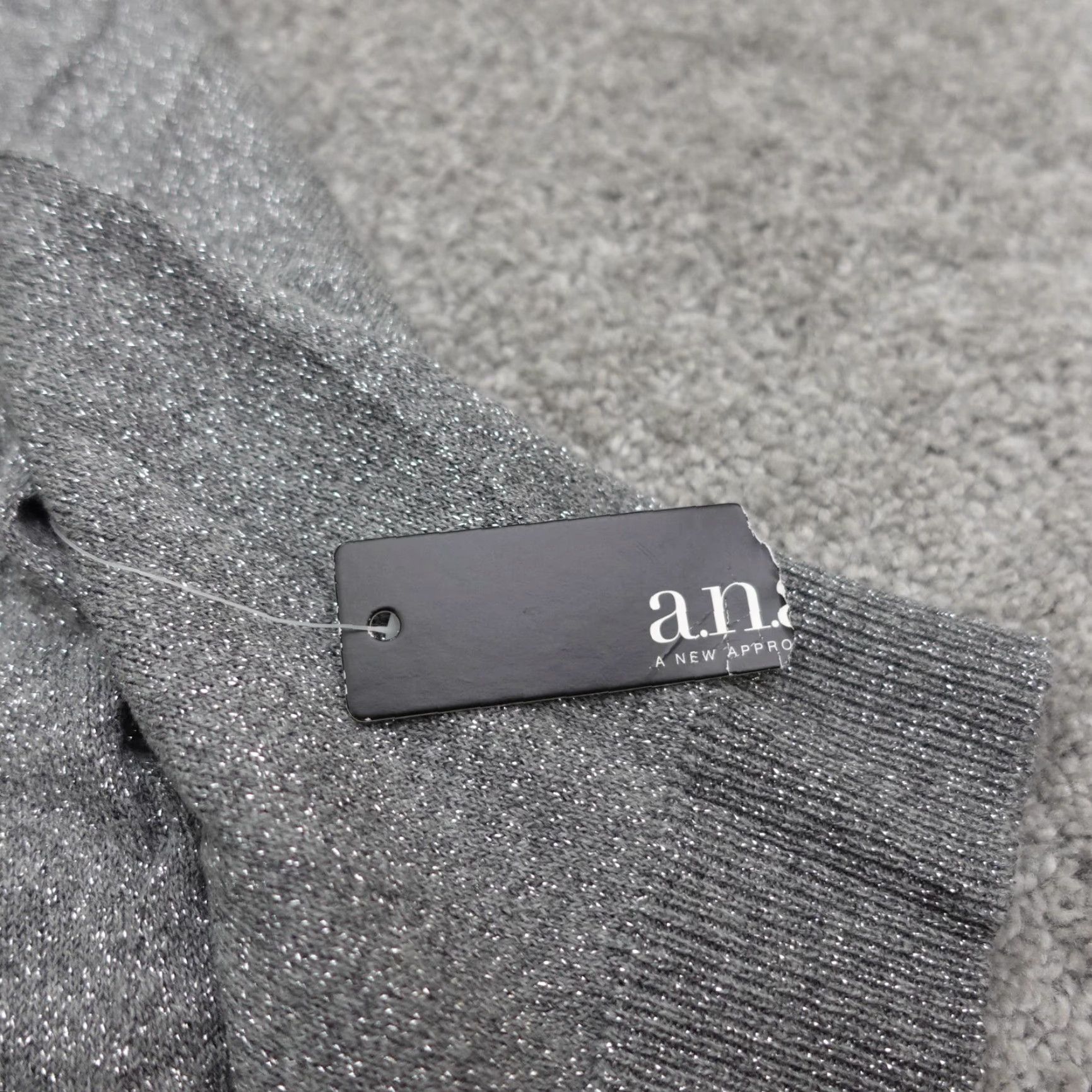 Vintage A.N.A. A New Approach Sweater Womens PL Gray Metallic Crew Neck Pullover NWT Knit Cotton Polyester Glitter All Seasons Regular Petite Womens Sweater Size L / US 10 / IT 46 - 4 Thumbnail