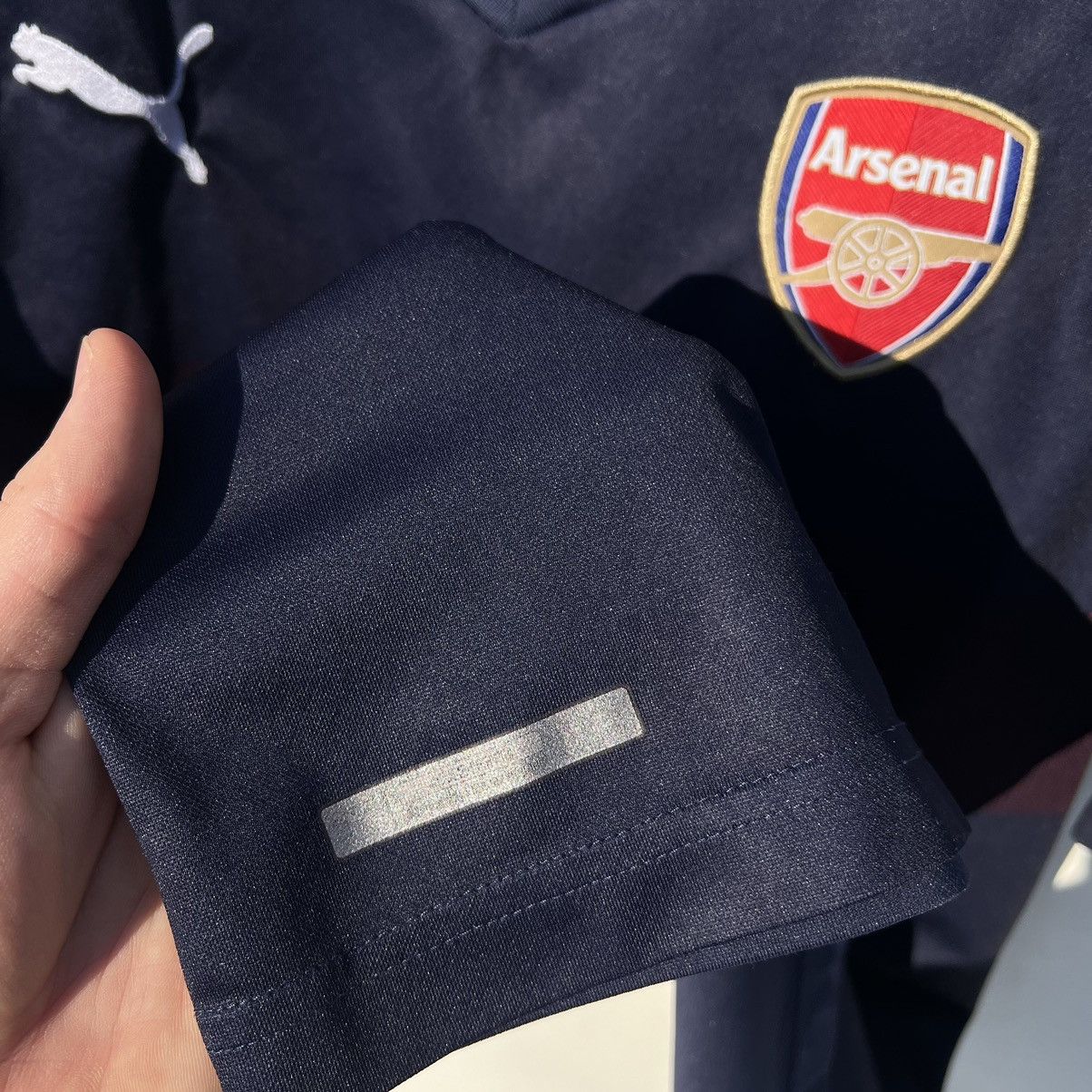 Puma Arsenal London Football Jersey 2017 2018 Soccer Shirt Size US L / EU 52-54 / 3 - 6 Thumbnail