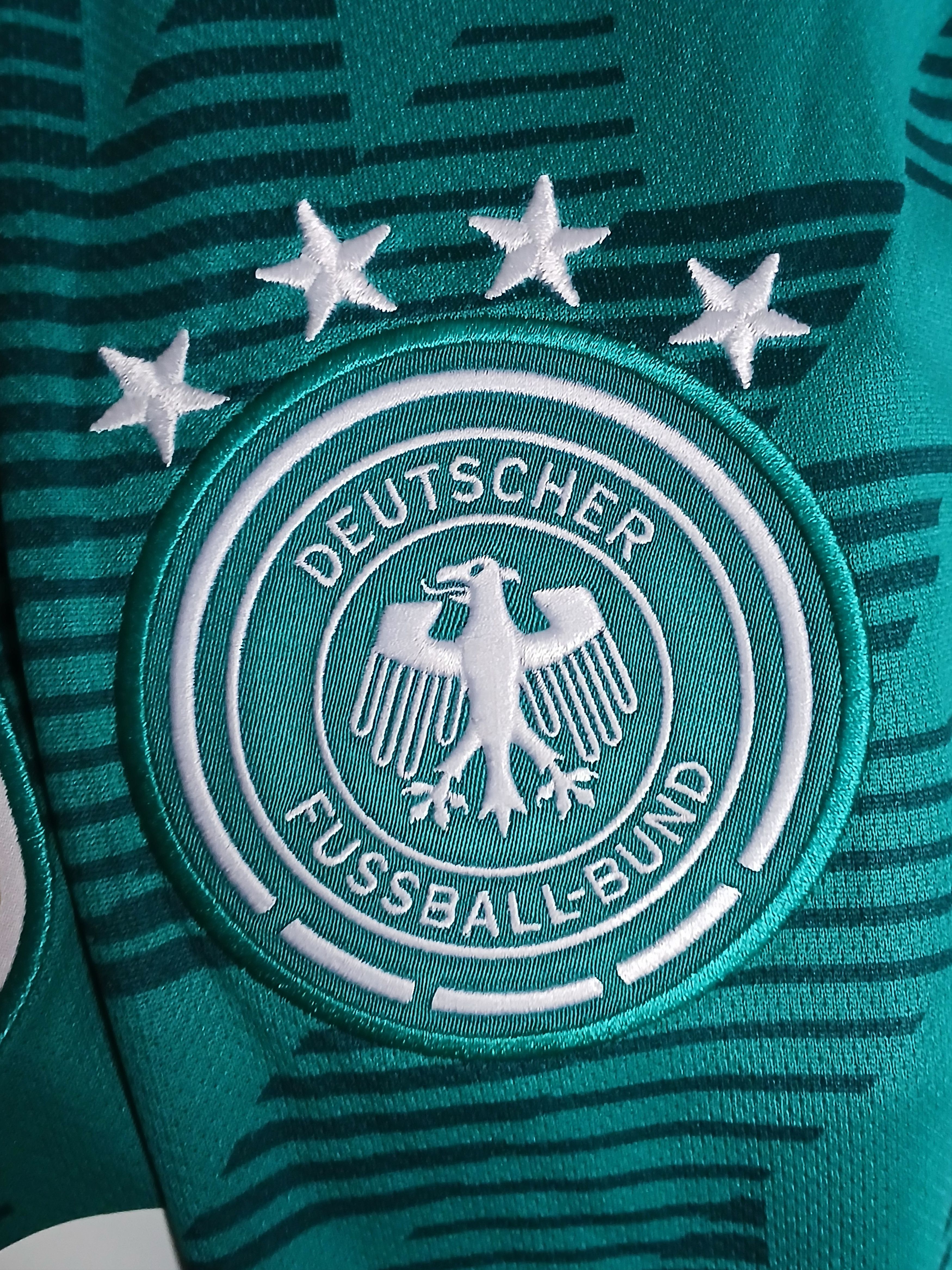 Adidas New Germany National Football Team 18/19 Away Jersey T-Shirt Size US L / EU 52-54 / 3 - 5 Thumbnail