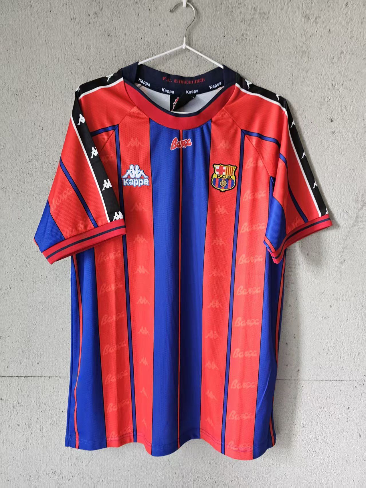 Other Barcelona Jersey 1997 1998 Size US XL / EU 56 / 4 - 1 Thumbnail