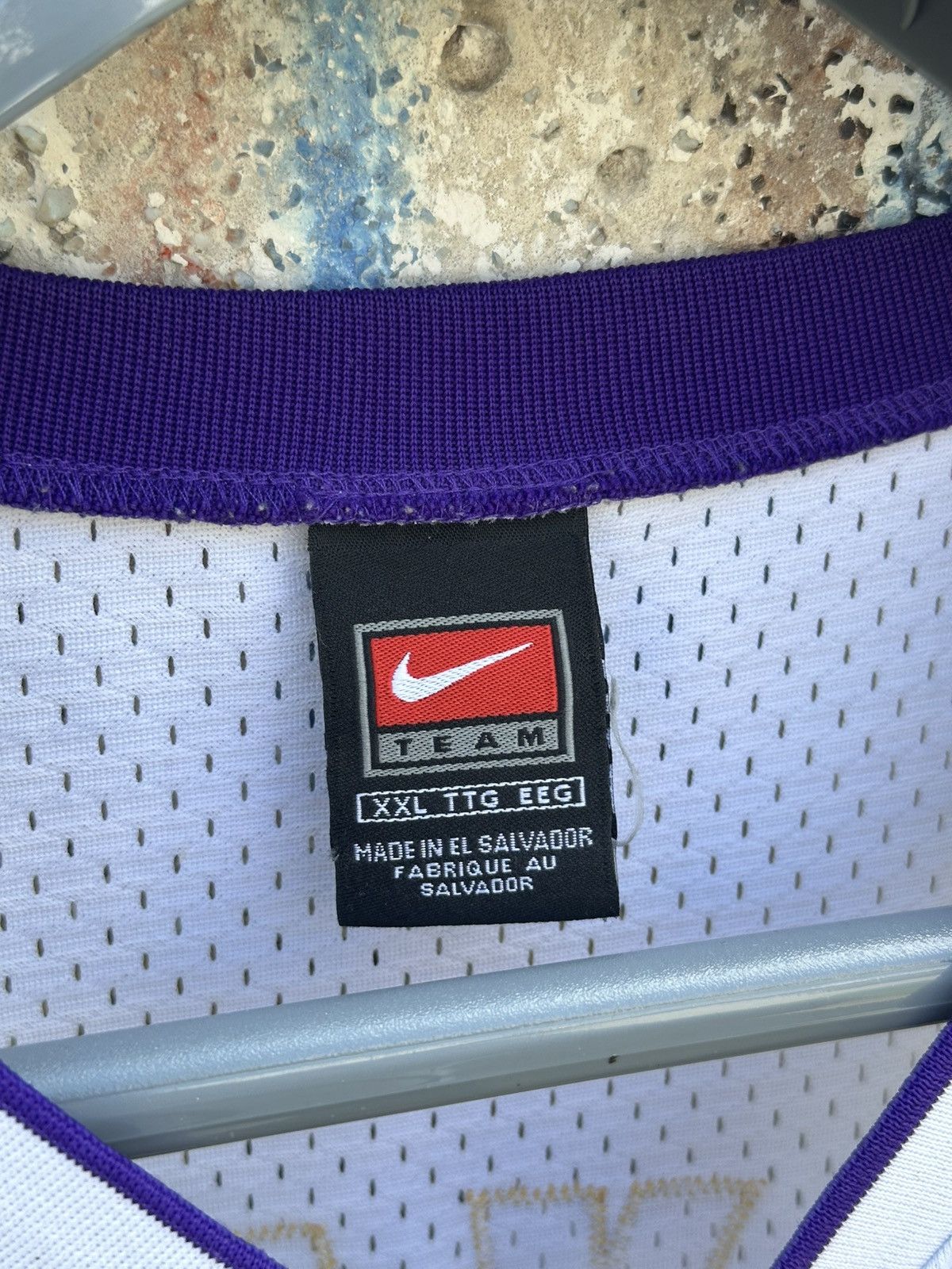 Nike × Vintage NIKE KOBE BRYANT #8 LOS ANGELES LAKERS NBA JERSEY Size XXL Size US XXL / EU 58 / 5 - 4 Thumbnail