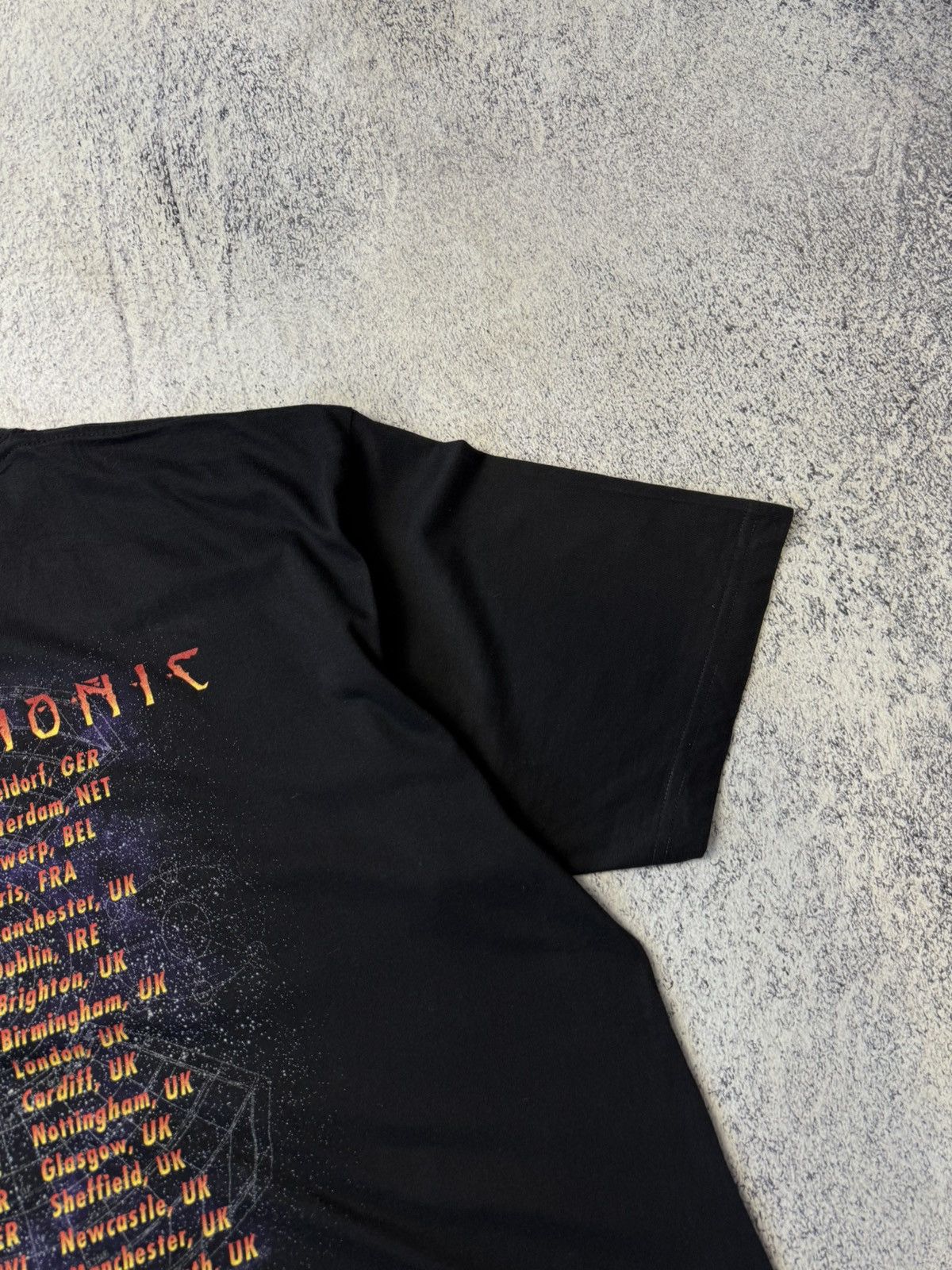 Vintage Vintage YES concert T-shirt “Symphonic” tour in 2001 Size US XL / EU 56 / 4 - 20 Thumbnail