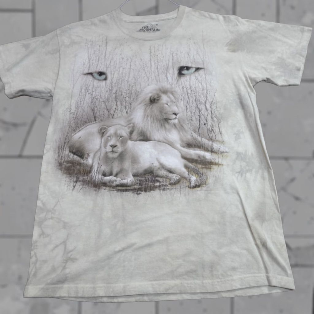 The Mountain Mountain Shirt M Adult Beige Gray Lions 2009 Cotton Made in USA Mens Shirt Size US M / EU 48-50 / 2 - 1 Thumbnail