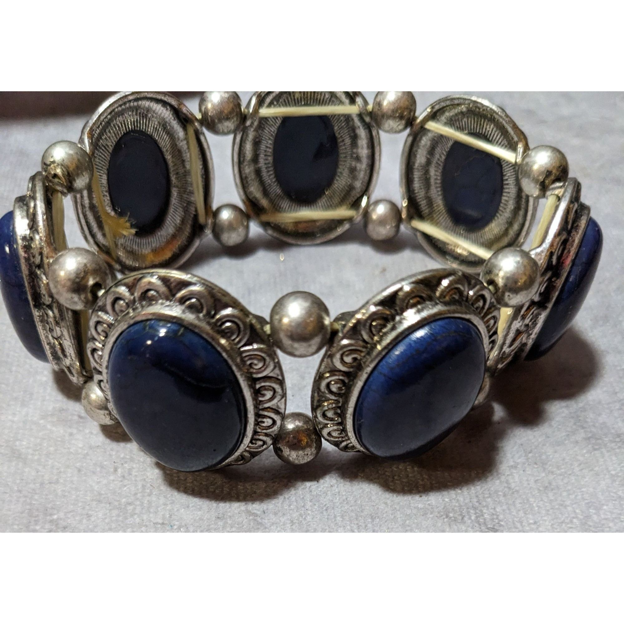 Other Silver Tone And Blue Cabochon Vintage Style Stretch Bracelet Size ONE SIZE - 6 Thumbnail