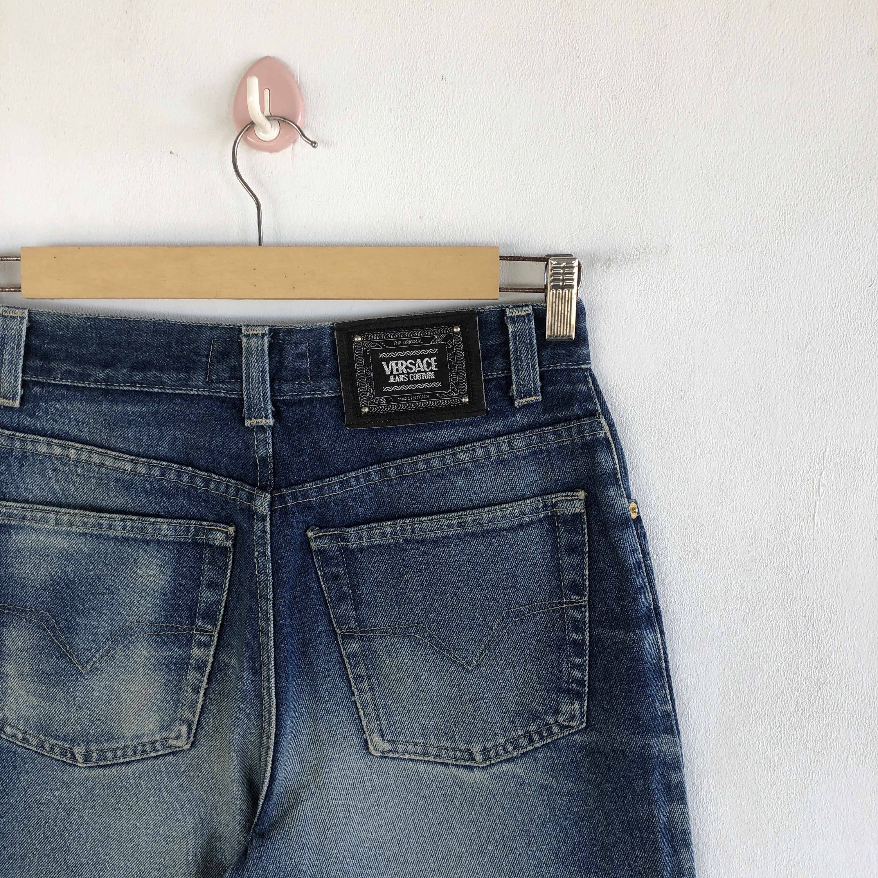 Versace Vintage Versace Jeans Medusa Versace Faded Light Wash Denim Size 28" / US 6 / IT 42 - 5 Thumbnail