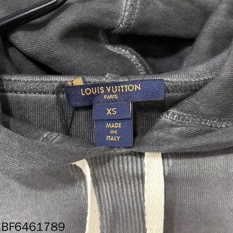 Louis Vuitton Louis Vuitton Washed Old Tie-Dye Badge Hoodie Size US XS / EU 42 / 0 - 6 Thumbnail
