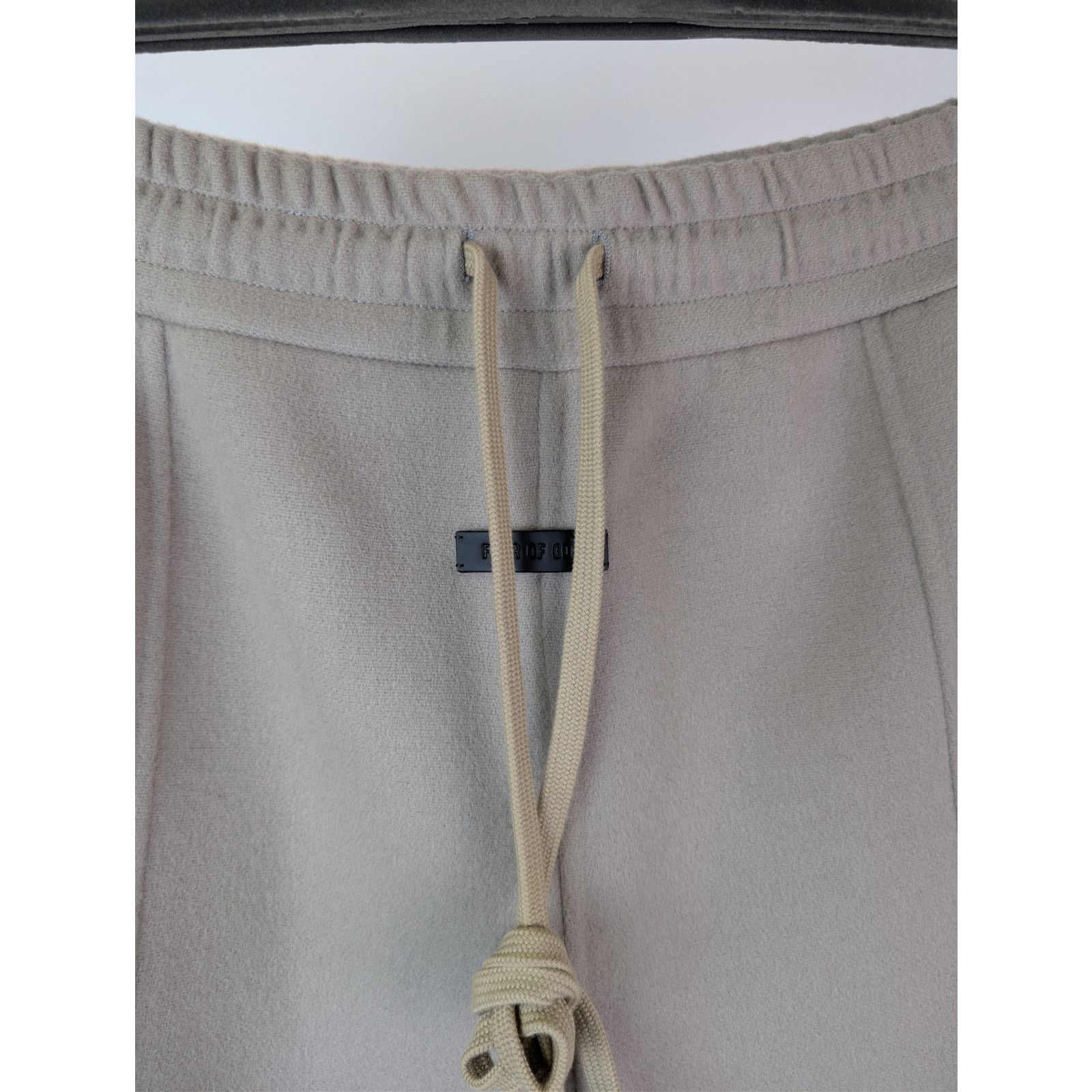 Fear of God o1rshd1 Eternal Fleece Relaxed Sweatpants in Dusty Beige Size US 32 / EU 48 - 7 Thumbnail