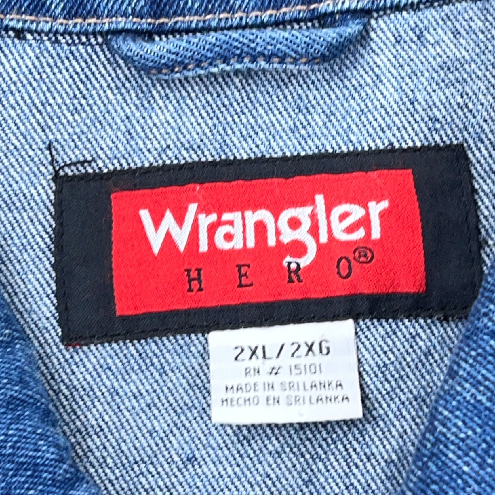 Wrangler VINTAGE Wrangler Denim Jacket Men 2XL Blue Mid Wash Trucker 90s Classic USA Size US 39 - 7 Thumbnail