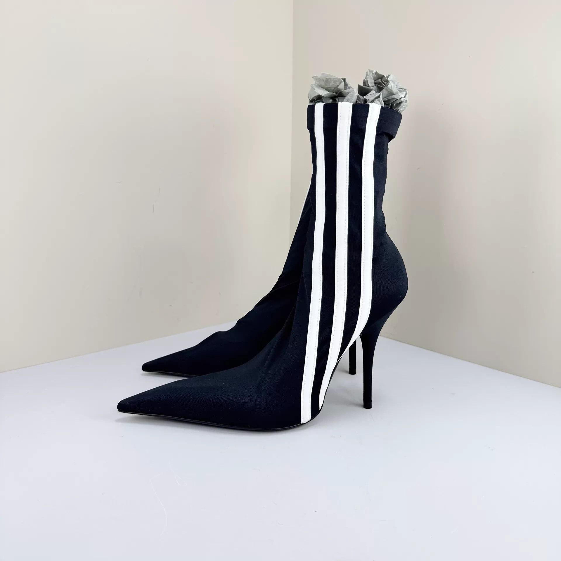 Balenciaga Balenciaga x Adidas Women's Sock High Heel 37 (New) Size US 6.5 / IT 36.5 - 1 Thumbnail