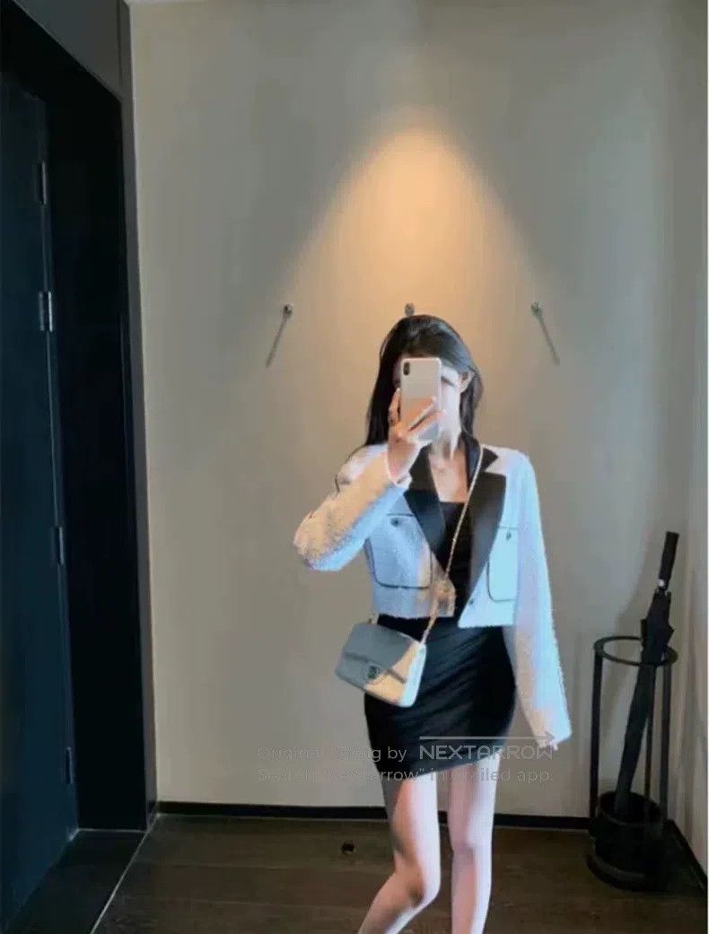 Chanel Chanel 22p black and white lapel jacket Size XS / US 0-2 / IT 36-38 - 7 Thumbnail
