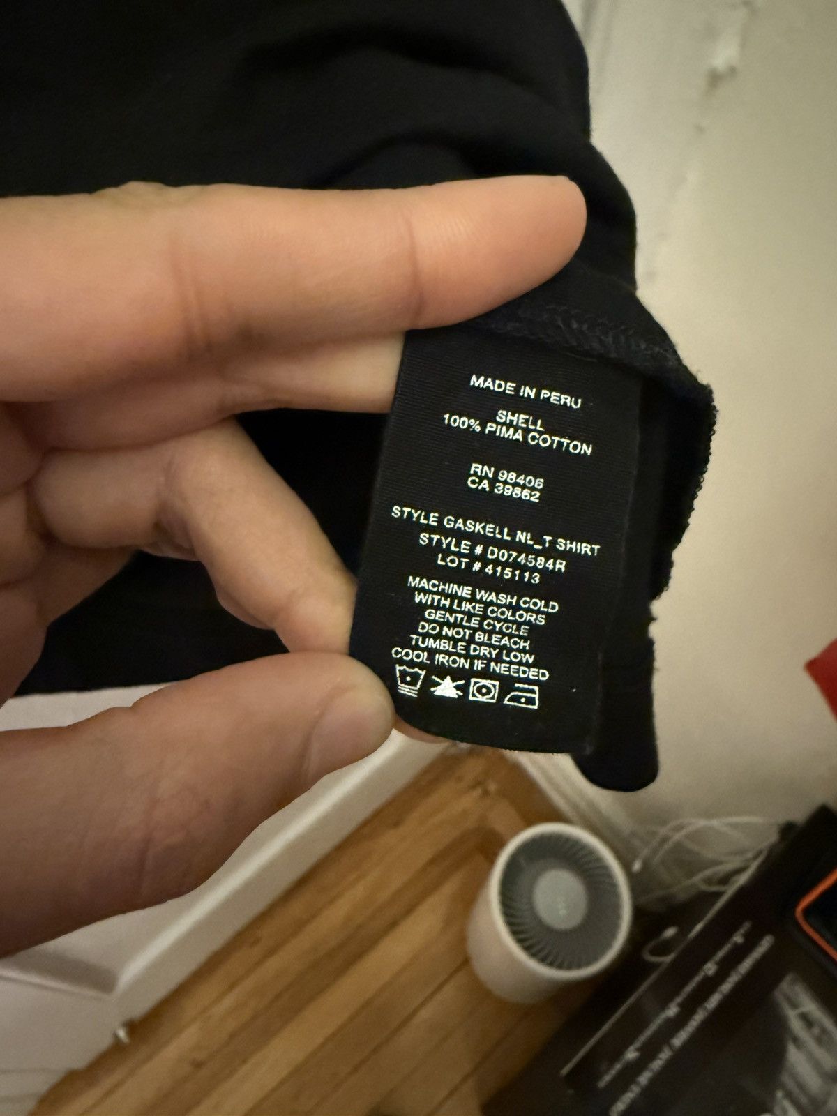 Theory Black Theory Long Sleeve T Size US M / EU 48-50 / 2 - 3 Thumbnail