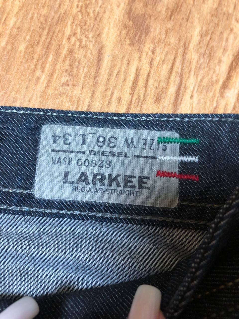 Diesel × Japanese Brand Dirty Painted Distressed Thrashed Faded Baggy Jeans Y2K Size US 36 / EU 52 - 7 Thumbnail