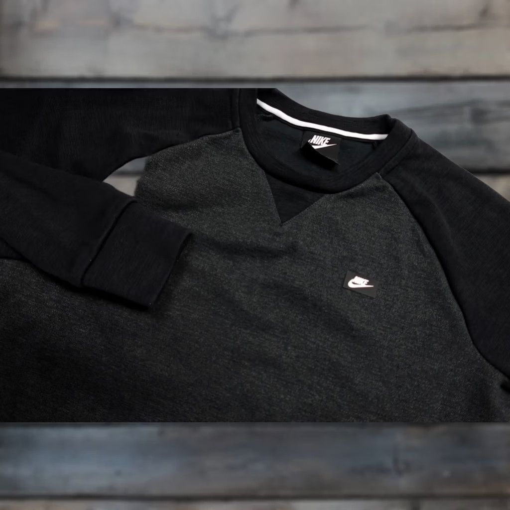 Nike Nike Sweatshirt Mens M Black Crewneck Fleece Kangaroo Pocket Logo Dri-Fit Size US M / EU 48-50 / 2 - 1 Thumbnail
