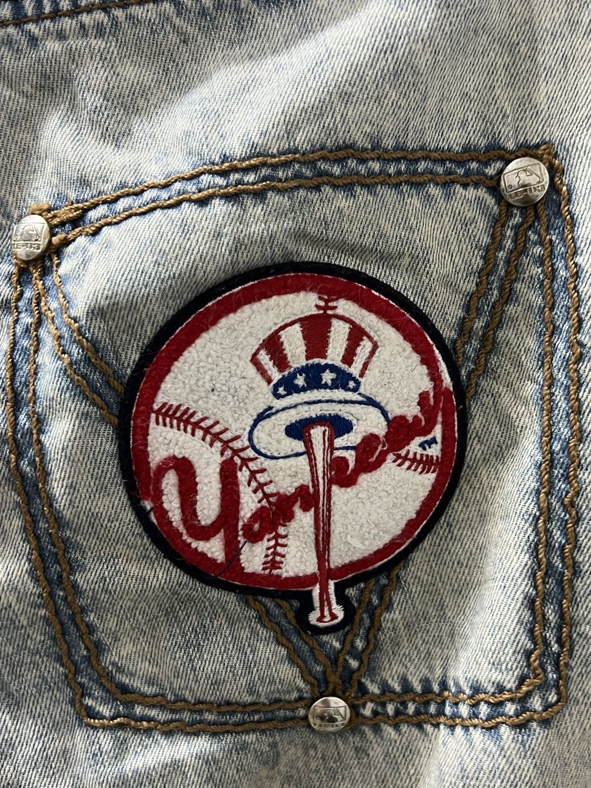 MLB × Vintage Classic jeans MLB New York Yankee pants LB 03 Size US 32 / EU 48 - 6 Thumbnail